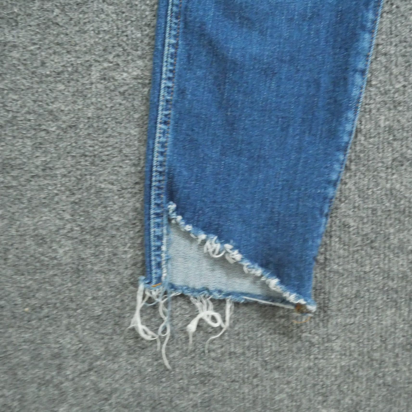 Madewell Madewell Jeans Womens 27 10 Inch High Rise Skinny Chewed Hem Denim Pants Size 27" / US 4 / IT 40 - 4 Thumbnail