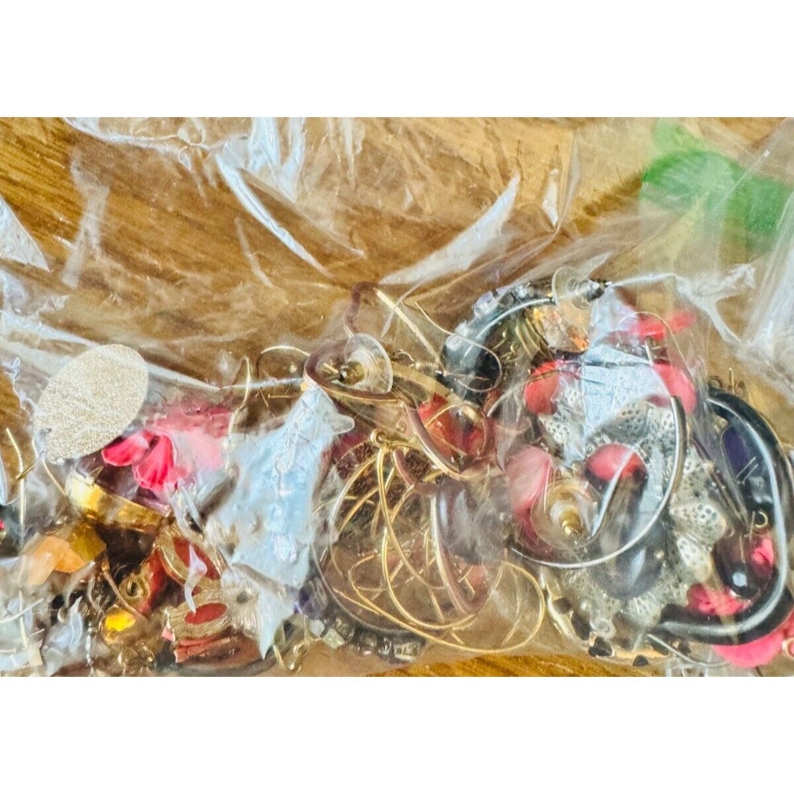 The Unbranded Brand 20 Pairs Vintage To Now Earrings Sets - Variety Lots Size ONE SIZE - 5 Thumbnail