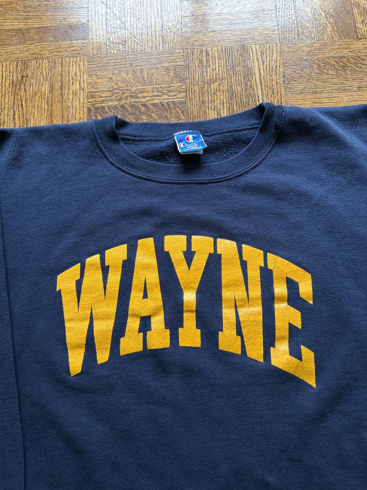 Champion Vintage 90s Champion Wayne Graphic Crewneck Sweatshirt Size US L / EU 52-54 / 3 - 2 Thumbnail