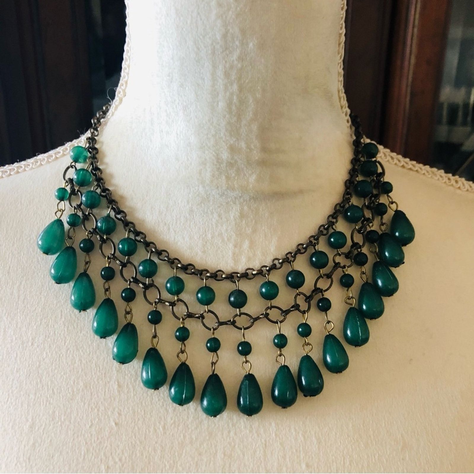 Jewelry Aged brass green beaded fringe bib necklace Size ONE SIZE - 2 Thumbnail
