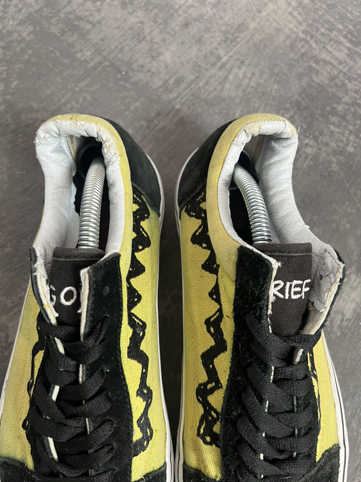 Peanuts × Vans PEANUTS X VANS OLD SKOOL Size US 11 / EU 44 - 6 Thumbnail