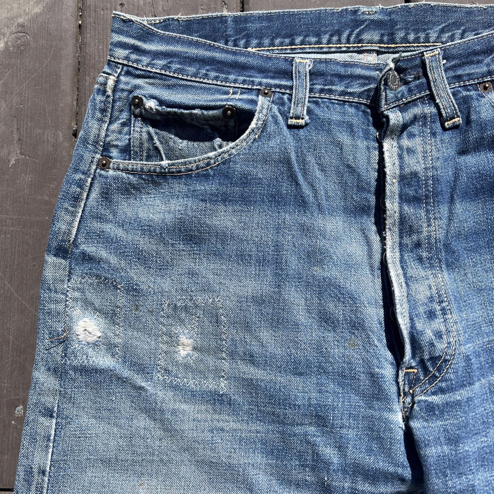 Levi's Vintage Levi's 501 60s Jeans W32 L30 Big E Lemon Stitch V Size US 30 / EU 46 - 3 Thumbnail
