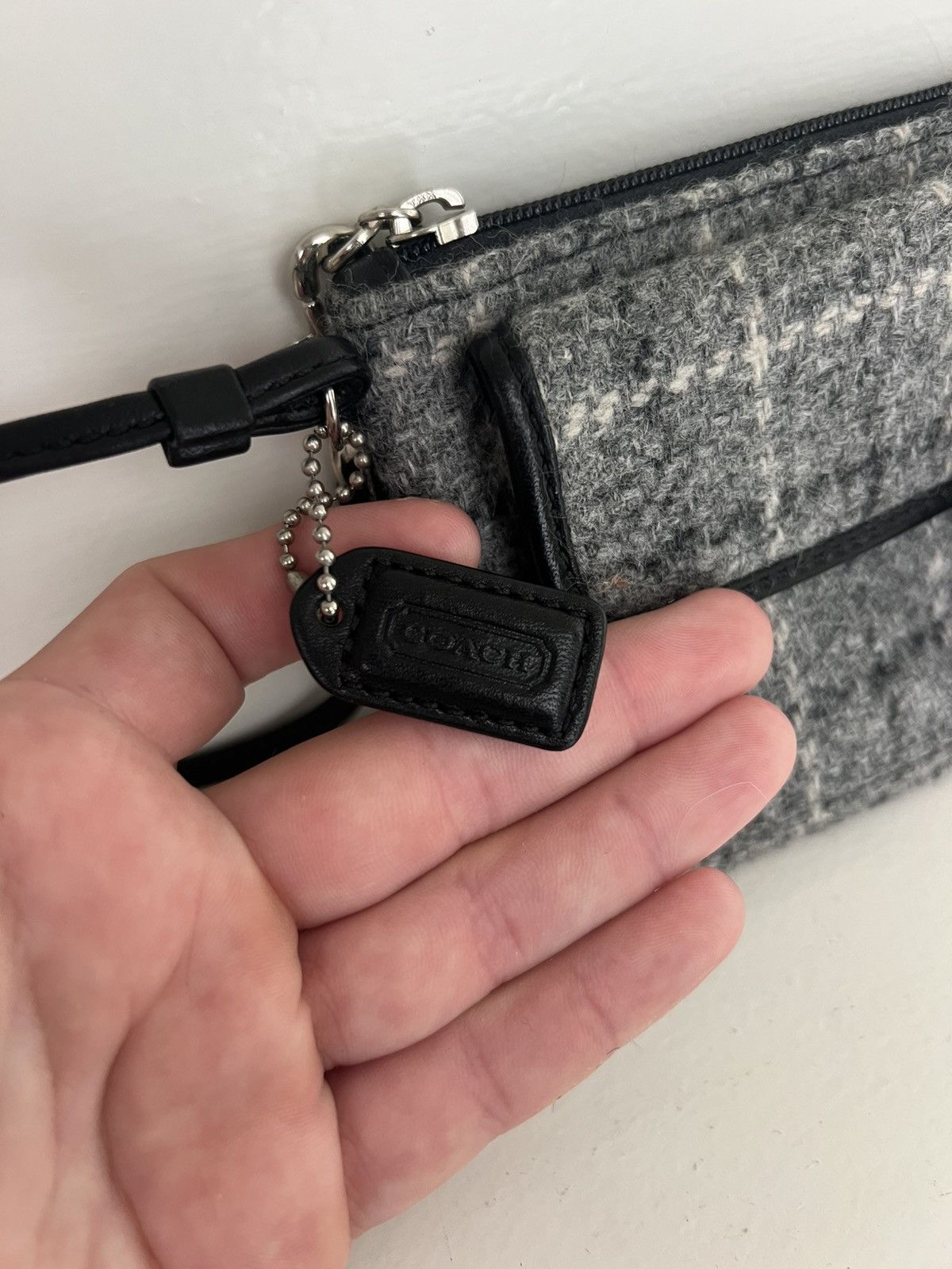 Coach Vintage Coach Clutch made with Chenille fabric Size ONE SIZE - 3 Thumbnail