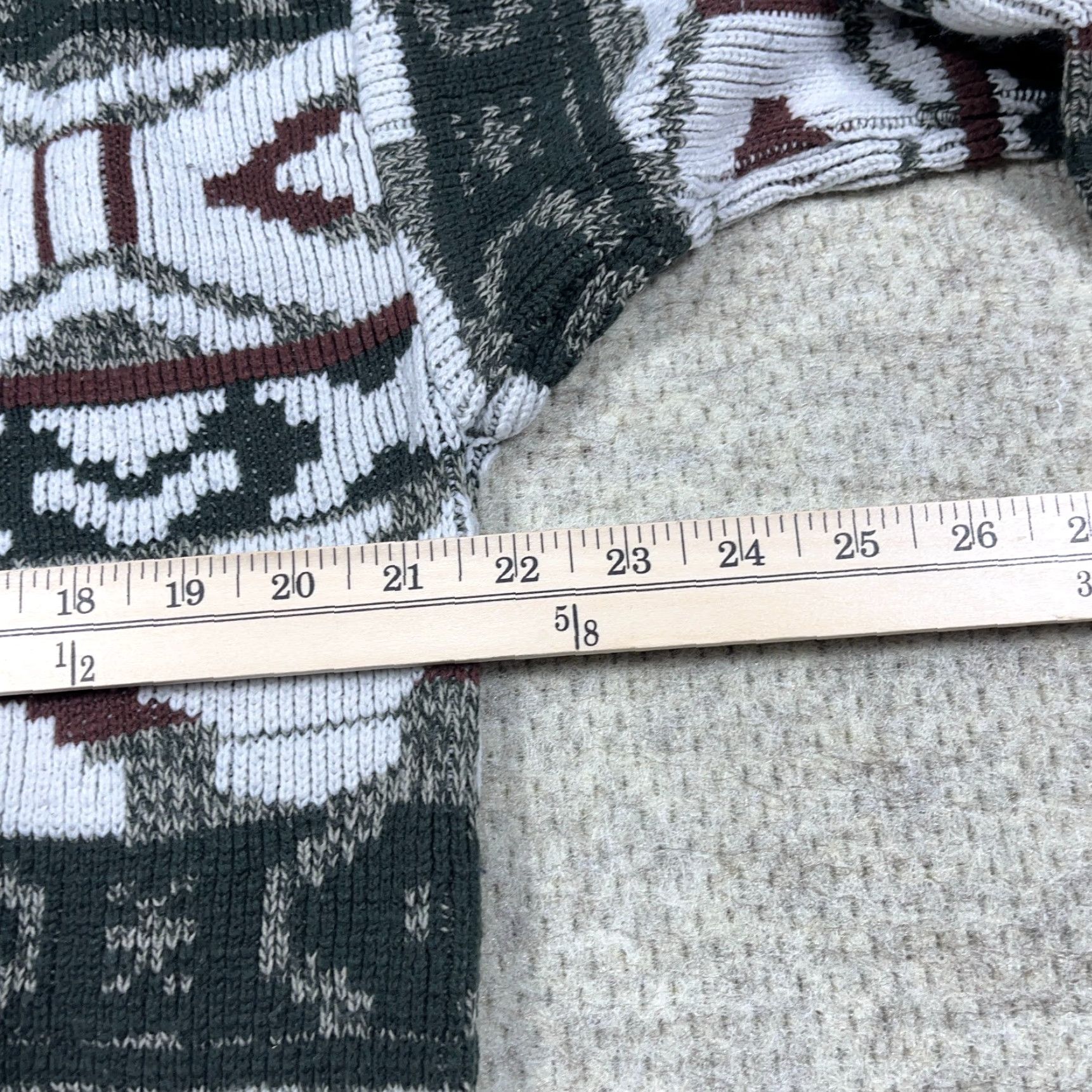 Vintage VINTAGE Grandpa Sweater Men Large Green White Geometric Knit Golf 90s Cosby N/A Size US L / EU 52-54 / 3 - 7 Thumbnail