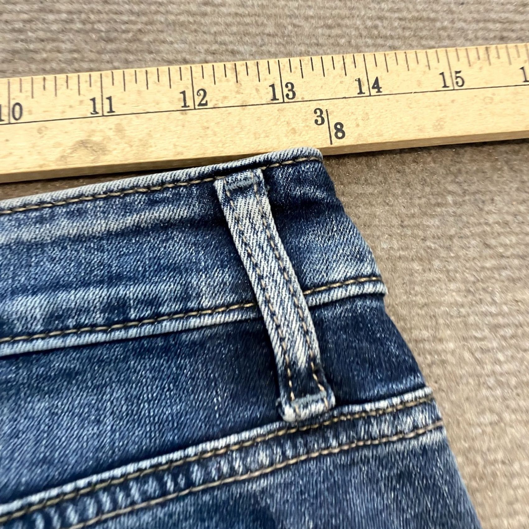 Silver Jeans Co. Silver Jeans Co Jeans Womens 27 Blue Denim Straight Leg Distressed Classic Fit Jeans Womens 27 Blue Denim Distressed Stretch Pockets Zip Fly Size 27" / US 4 / IT 40 - 7 Thumbnail