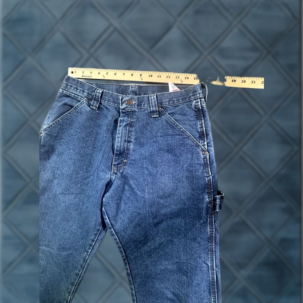 Wrangler Wrangler Carpenter Jeans Men's 32x32 Medium Wash Blue Denim Straight Leg Relaxed 5-Pocket USA Size US 32 / EU 48 - 1 Thumbnail