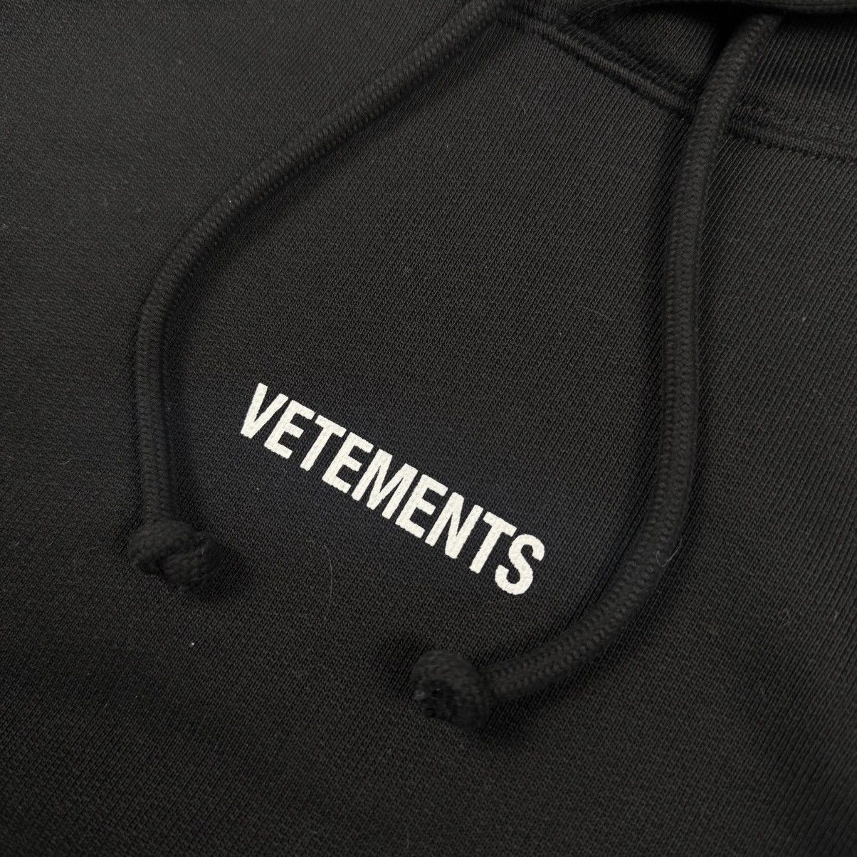 Vetements Vetements Pret-A-Porter Logo Oversized ‘Black’ Hoodie Size US S / EU 44-46 / 1 - 3 Thumbnail