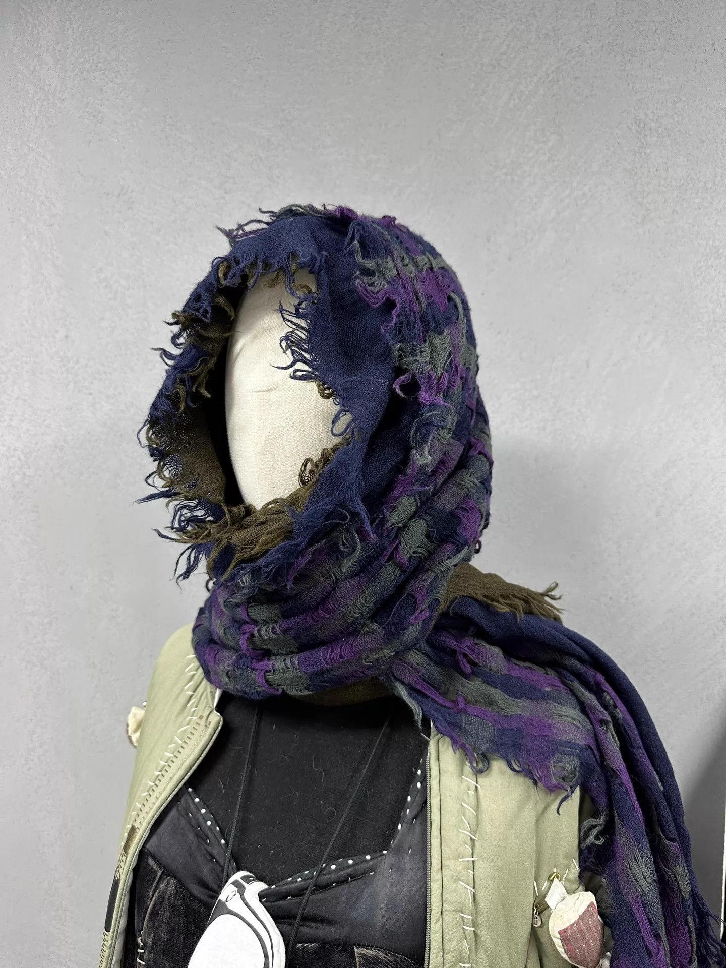 Yohji Yamamoto Yohji Yamamoto Y's 3L Dstrd Frayed Scarf (M/N/B-Purple) Size ONE SIZE - 3 Thumbnail