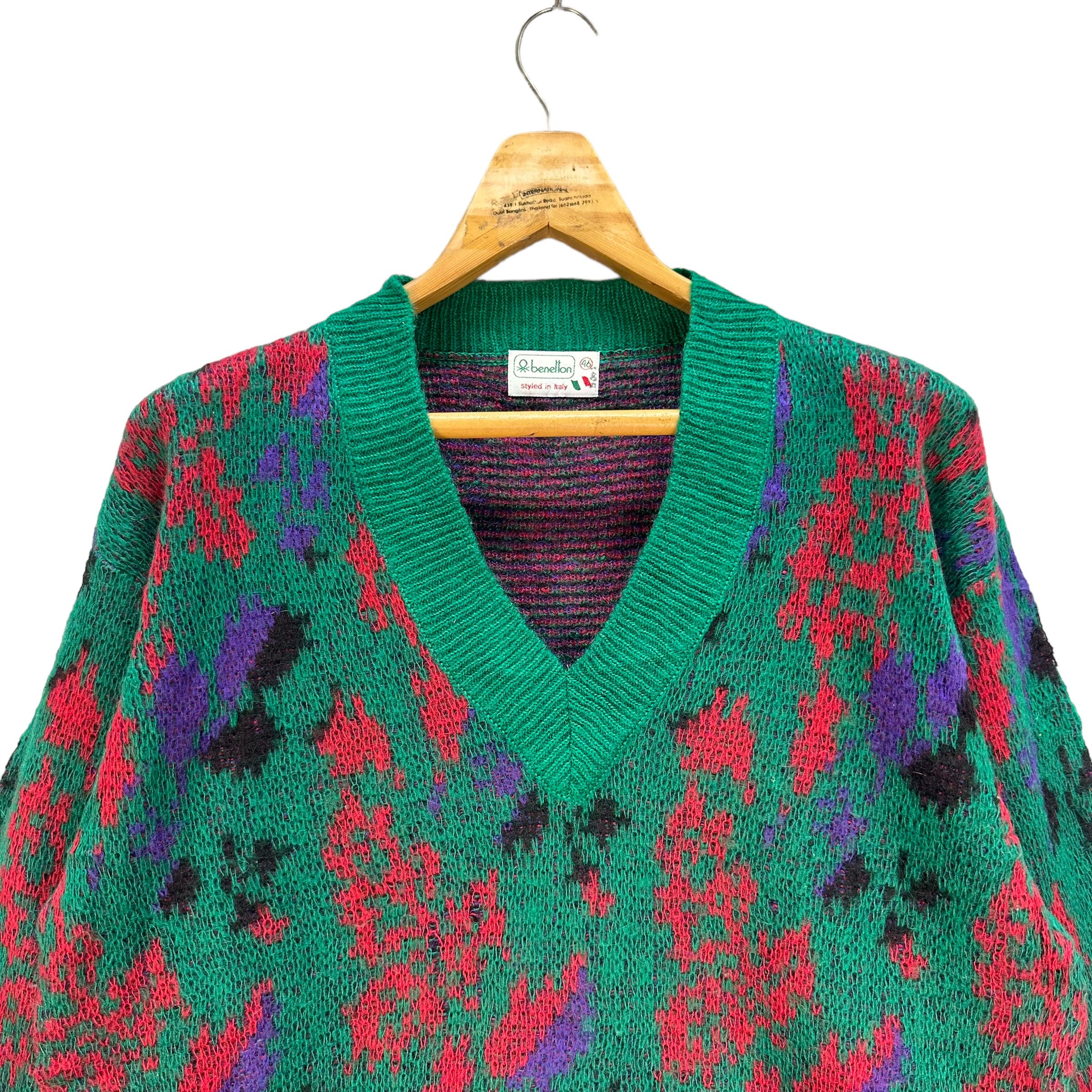 Benetton VINTAGE BENETTON PRINTED KNIT SWEATER #8045-198 Size US M / EU 48-50 / 2 - 2 Thumbnail
