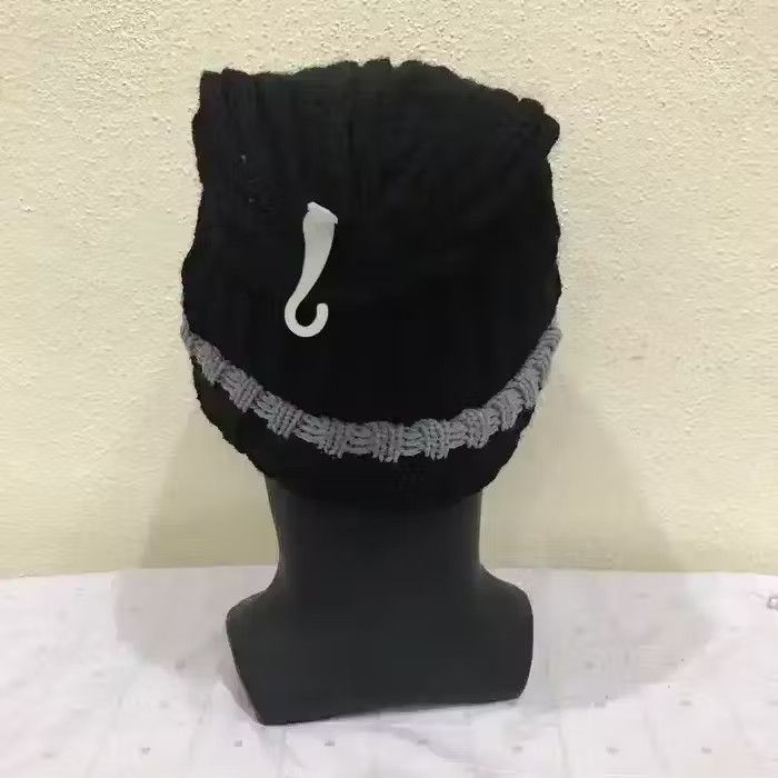 Japanese Brand Smiley Small Logo Beanie Hat Size ONE SIZE - 4 Thumbnail