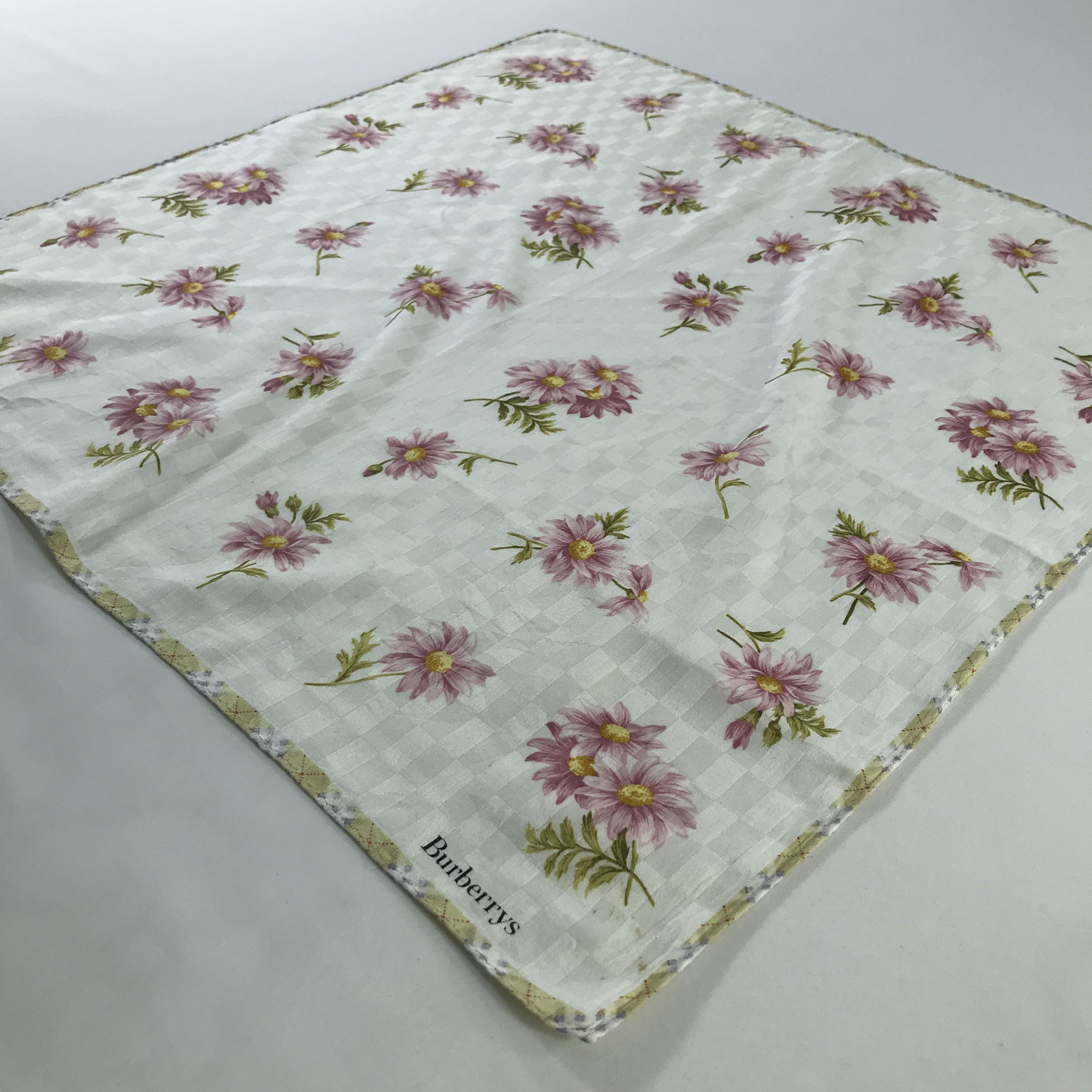 Burberry × Vintage Burberry Bandana / Handkerchief / Neckerchief - S1141 Size ONE SIZE - 2 Thumbnail