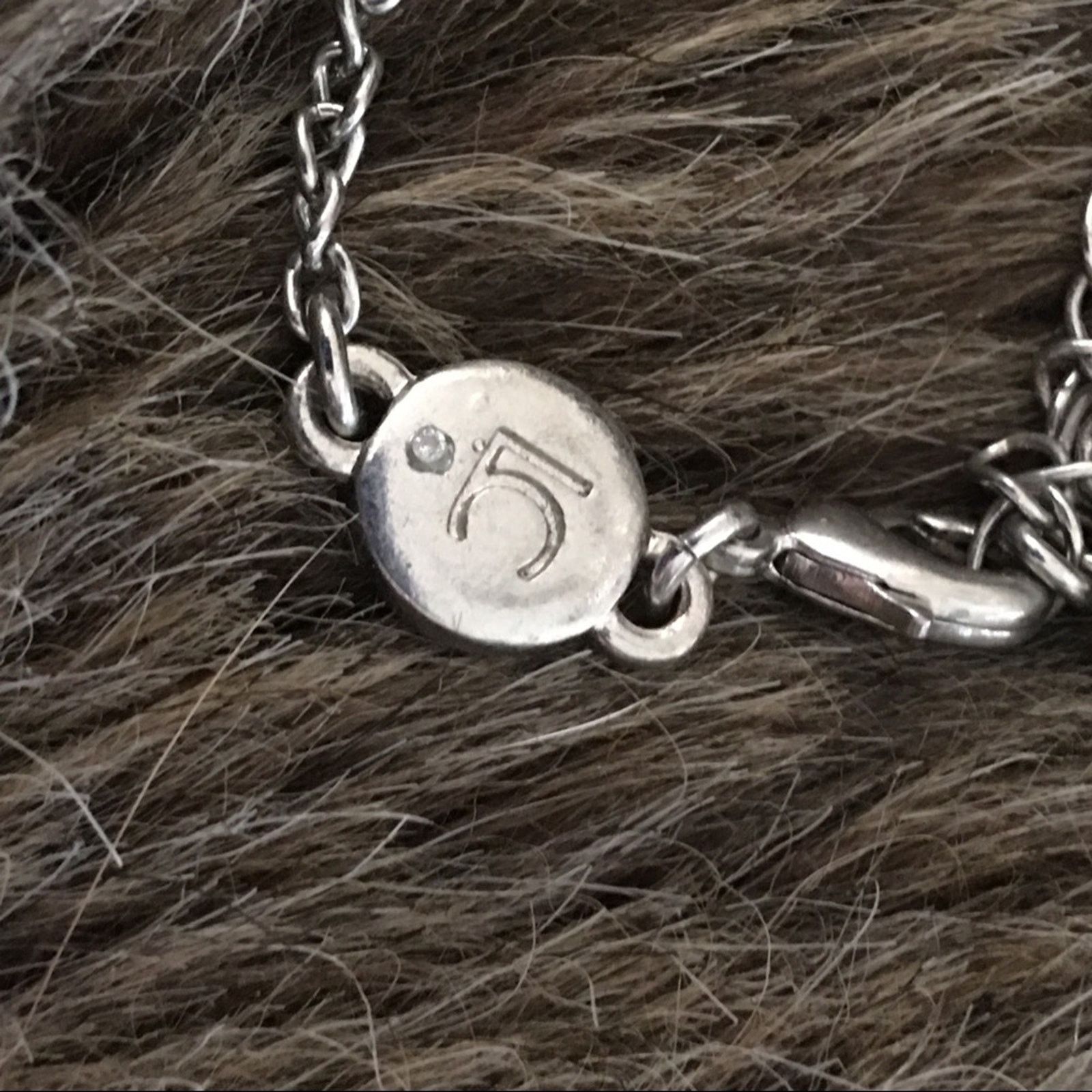 Jewelry Liz Claiborne hammered marcasite disc necklace Size ONE SIZE - 12 Thumbnail