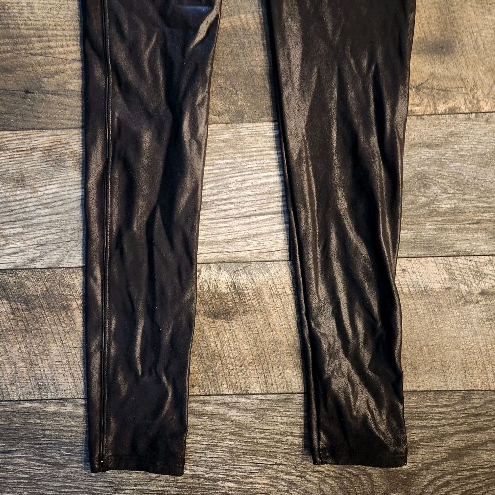Spanx Spanx Red Label High Waist Faux Leather Leggings Small Black Sheen Shiny Size 28" / US 6 / IT 42 - 7 Thumbnail