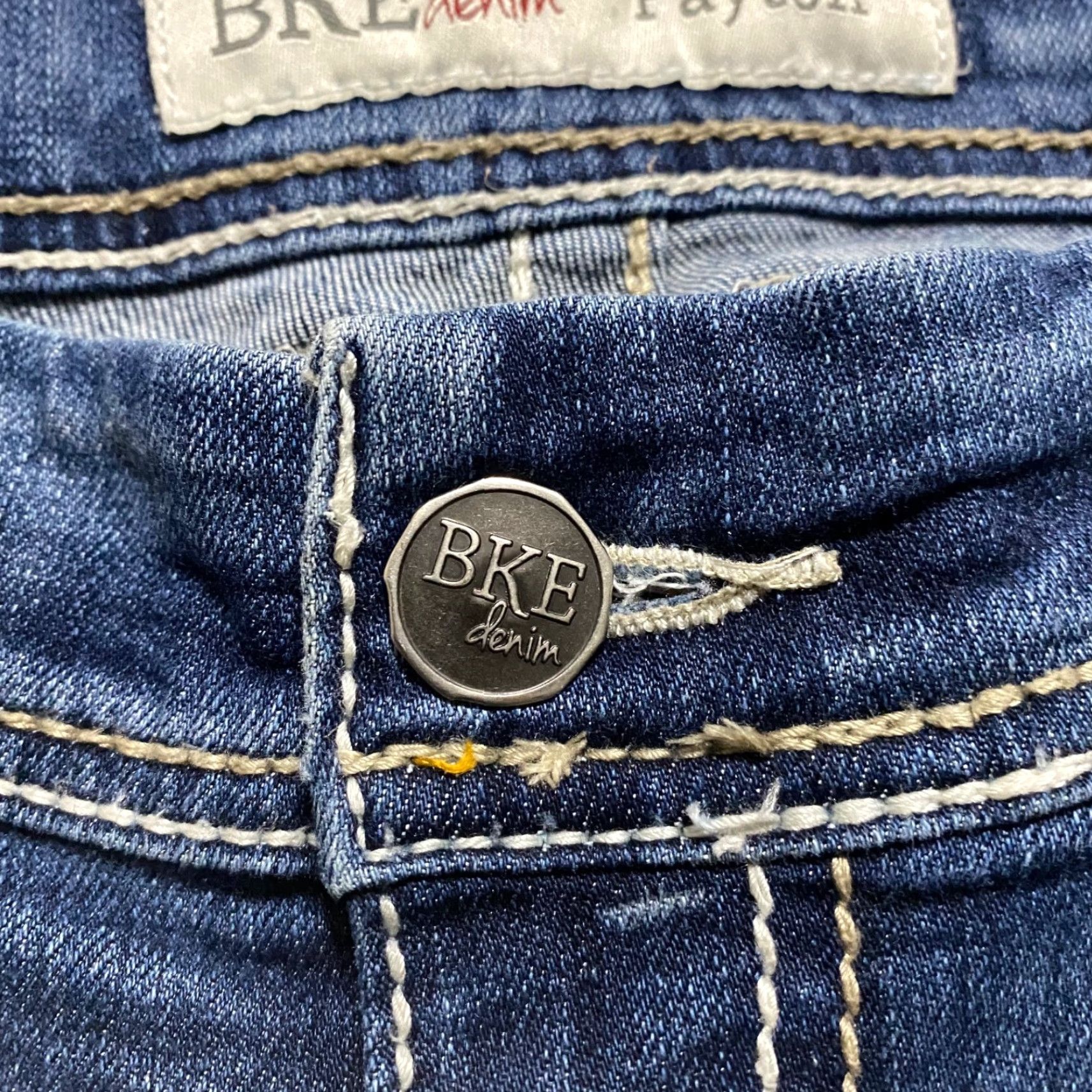 Vintage Buckle BKE Jeans Capri Mid Rise Blue Denim 30 Womens Regular 5-Pocket Stretch Size 30" / US 8 / IT 44 - 4 Thumbnail