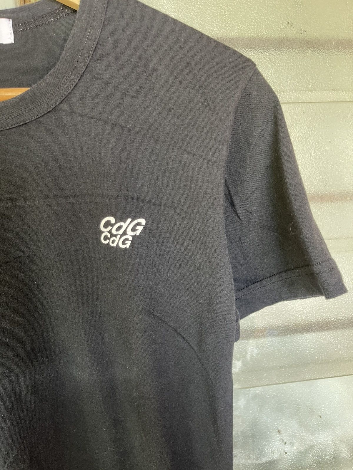 CDG by Comme des Garcons CDG Comme Des Garcons Shirt Tee Size US L / EU 52-54 / 3 - 2 Thumbnail