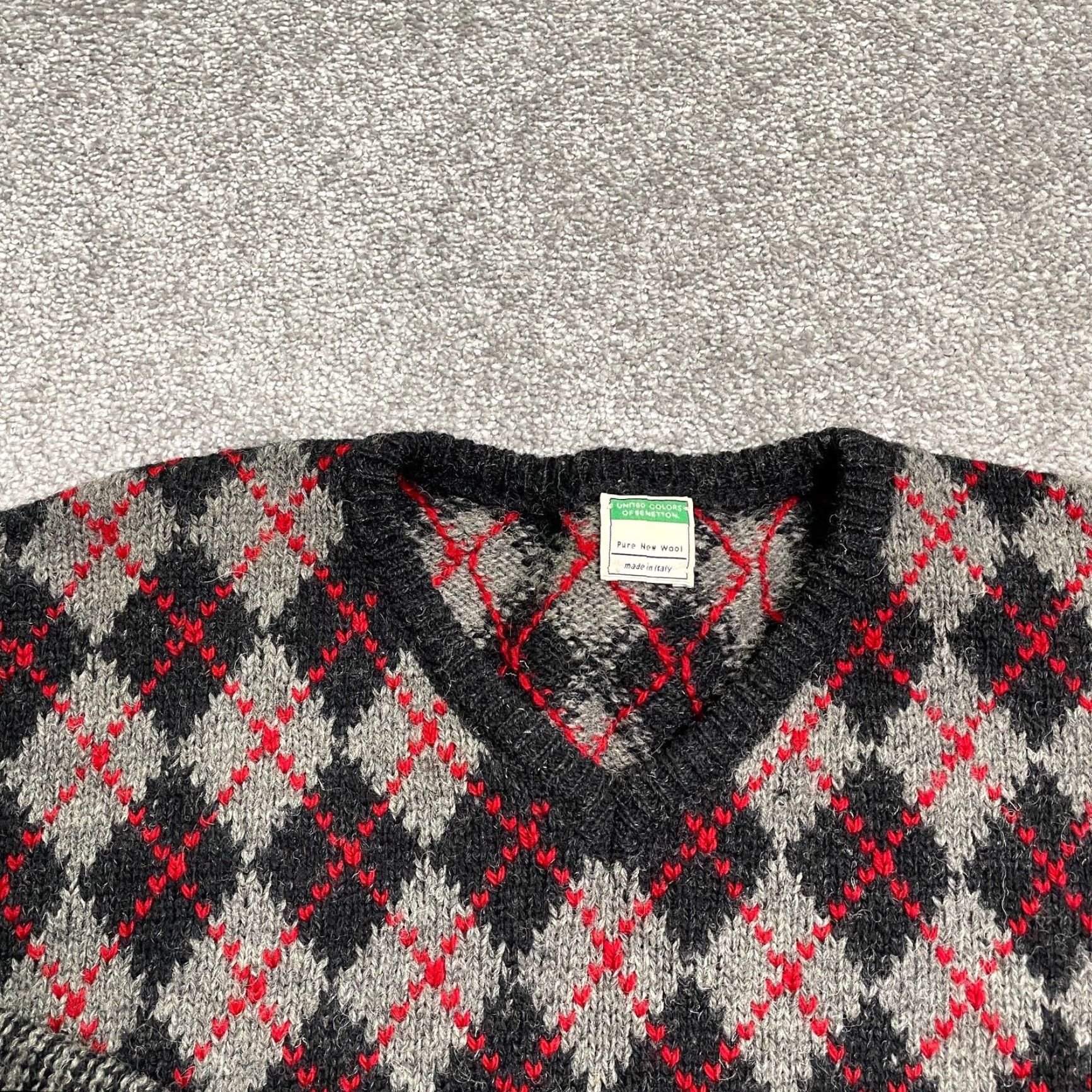 United Colors Of Benetton United Colors of Benetton Argyle Sweater Mens Medium Multicolor Knit Pullover V-Neck Lightweight Breathable Size US M / EU 48-50 / 2 - 3 Thumbnail
