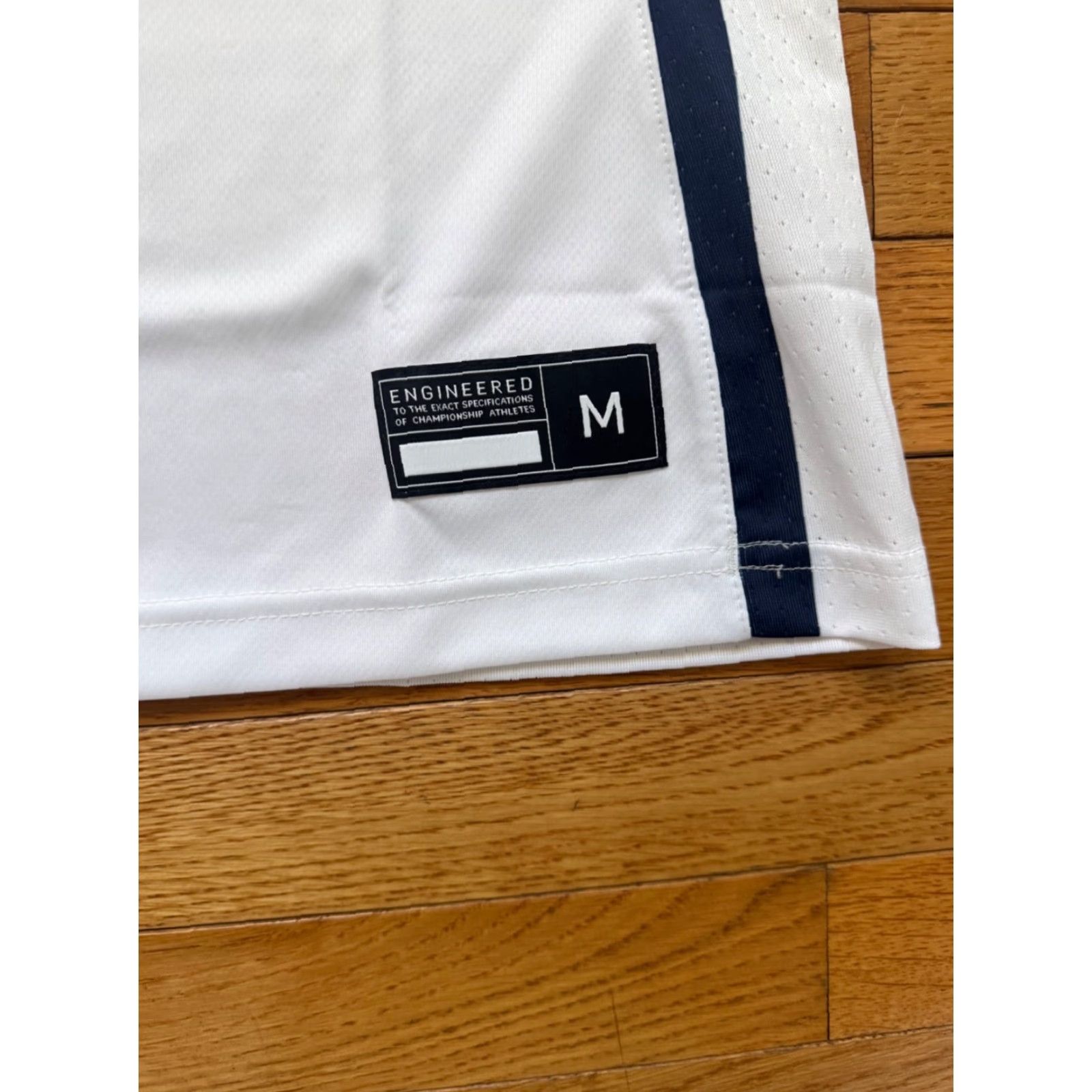 Nike Nike Dri-FIT Jersey Basketball Tank Women's sz M White DC2329 Size M / US 6-8 / IT 42-44 - 4 Thumbnail