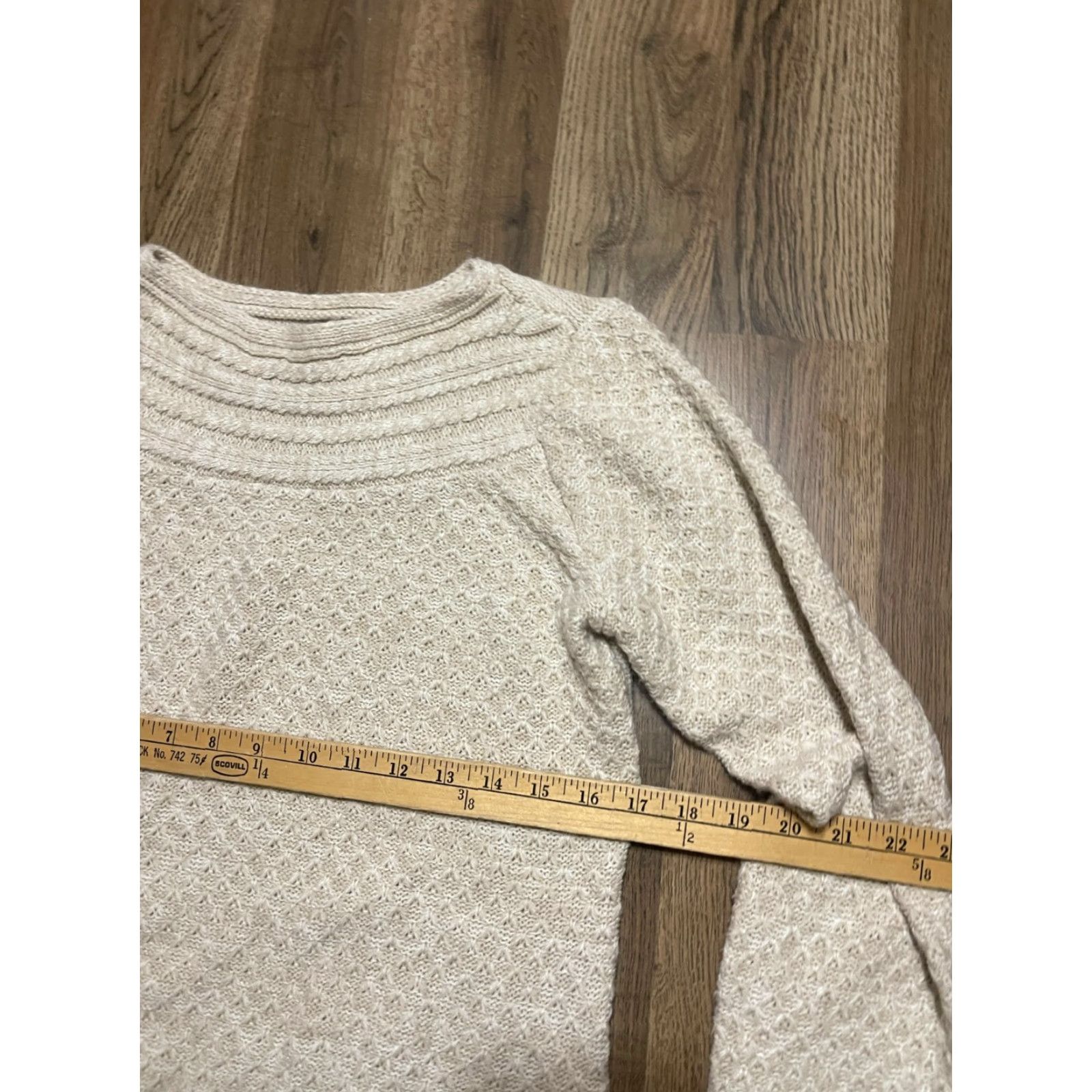 Croft & Barrow Croft&Barrow Sweater Women's Medium Cream Pullover Long Sleeve Crew Neck Casual Modern Size M / US 6-8 / IT 42-44 - 5 Thumbnail