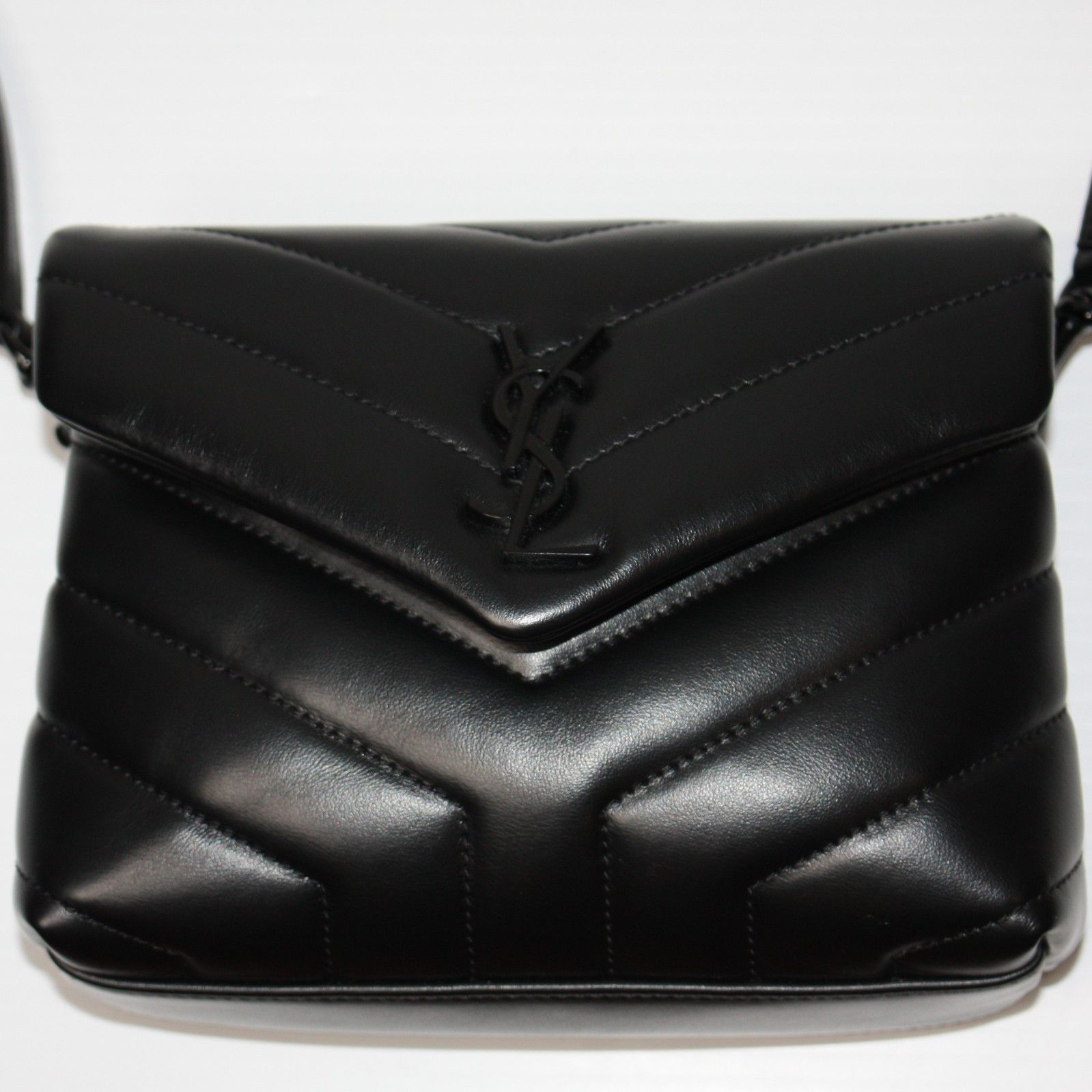 Yves Saint Laurent Toy Loulou Leather Crossbody Bag in Black NWOT MSRP $2100 Size ONE SIZE - 8 Thumbnail