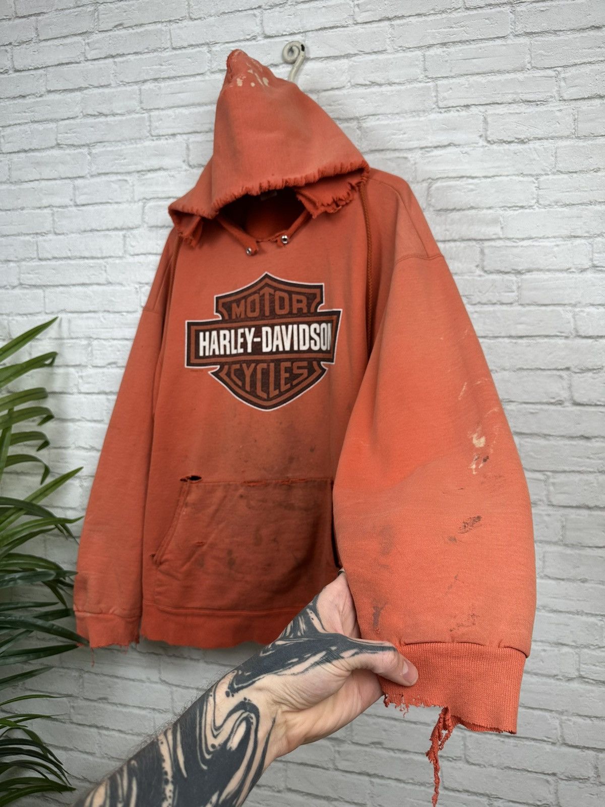 Harley Davidson (XL) ABSOLUTELY BLASTED OUT THRASHED Harley Davidson Hoodie Size US XL / EU 56 / 4 - 7 Thumbnail