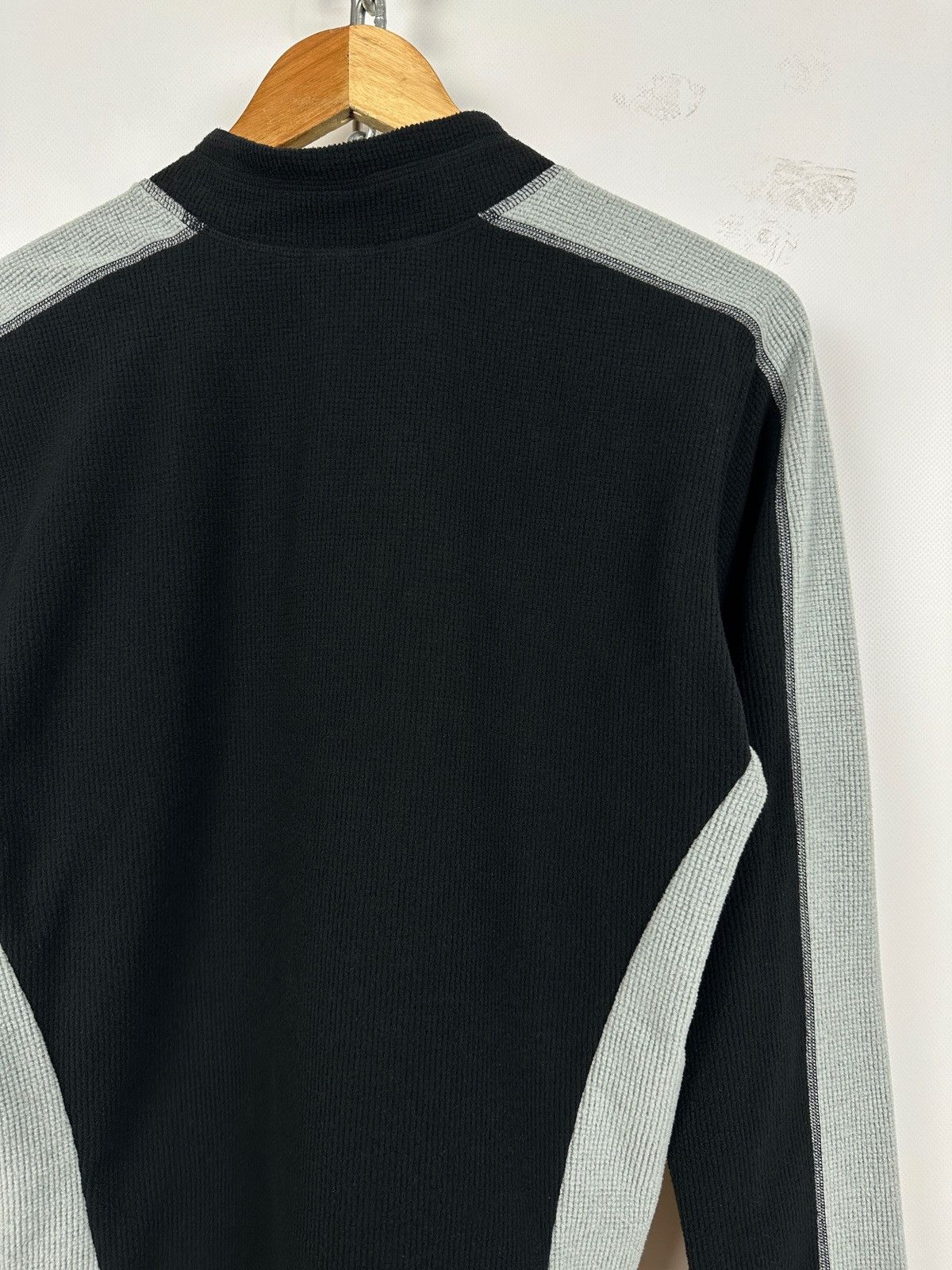 Arc'teryx Vintage Arcteryx Center Logo Delta LT Polartec Fleece Size S / US 4 / IT 40 - 14 Thumbnail