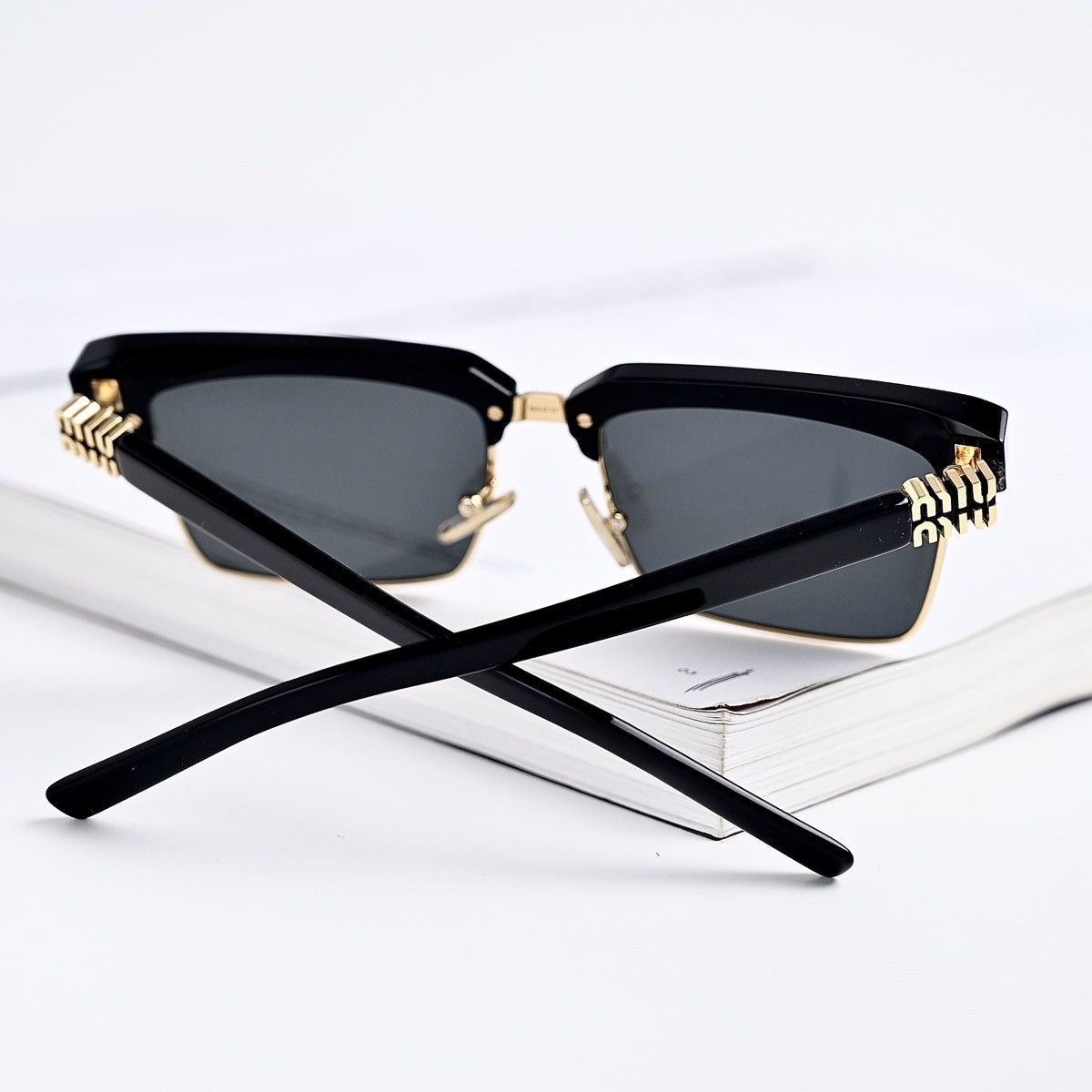 Miu Miu MIU MIU 0MU 10ZS SUNGLASSES Size ONE SIZE - 12 Thumbnail