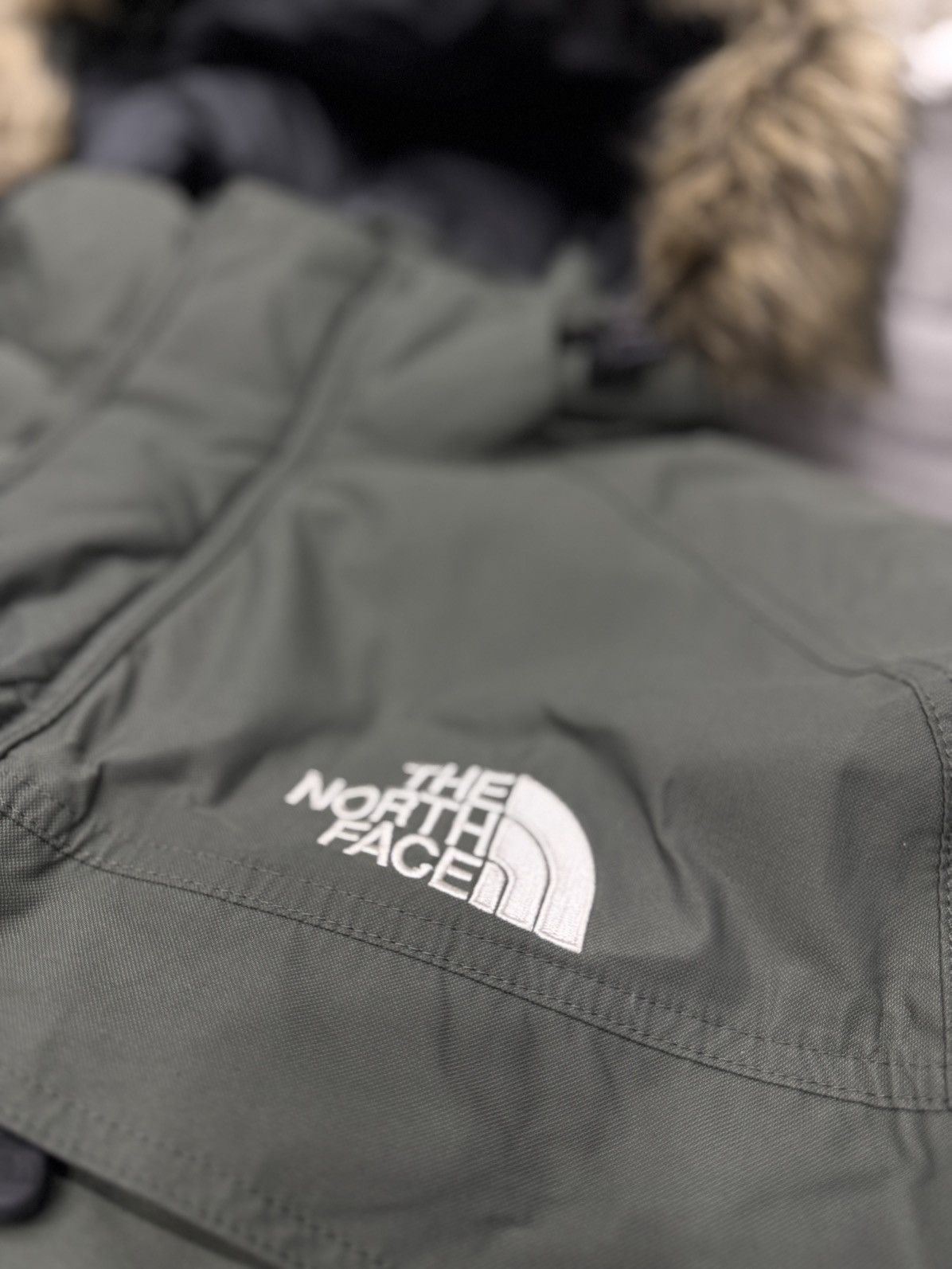 The North Face parka from The North Face Size US XL / EU 56 / 4 - 4 Thumbnail