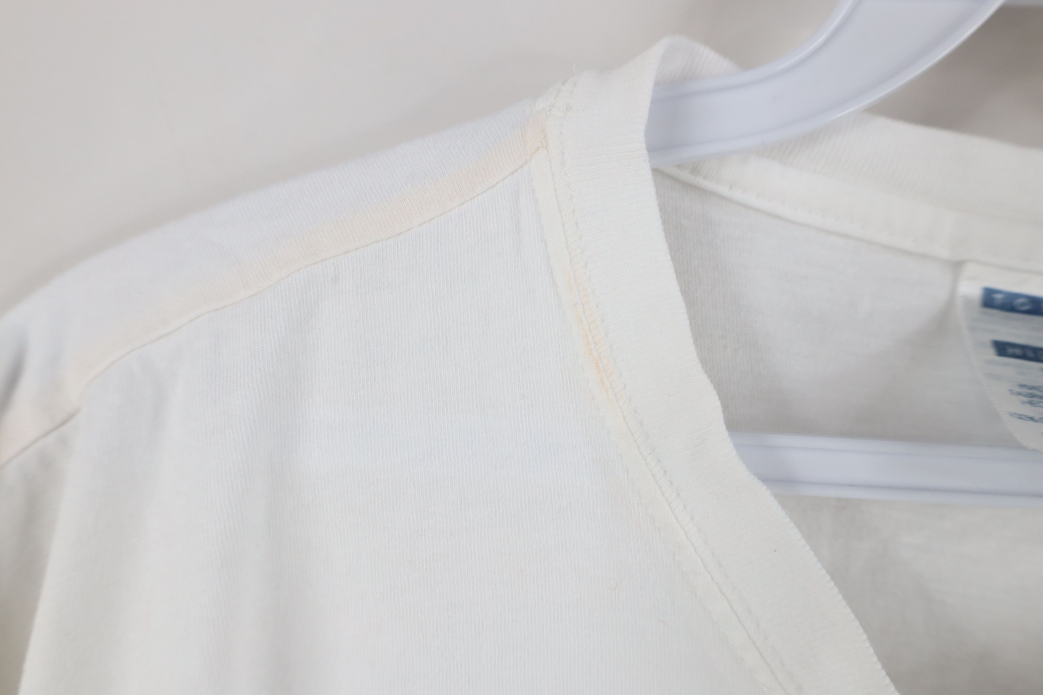 Tommy Hilfiger Vintage 90s Tommy Hilfiger Spell Out Short Sleeve T-Shirt Size US XL / EU 56 / 4 - 6 Thumbnail