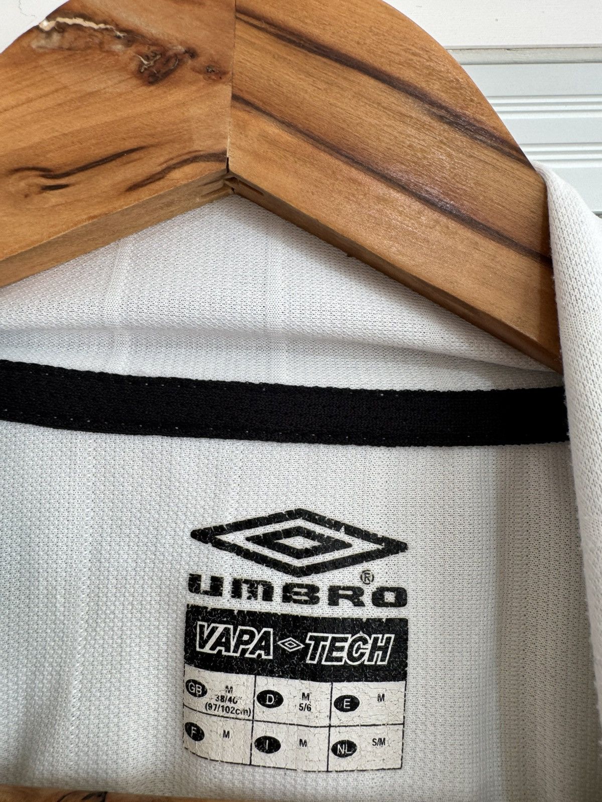 Umbro × Vintage Vintage Celtic 2001-2002 Away Soccer Jersey Football Kit Size US M / EU 48-50 / 2 - 12 Thumbnail