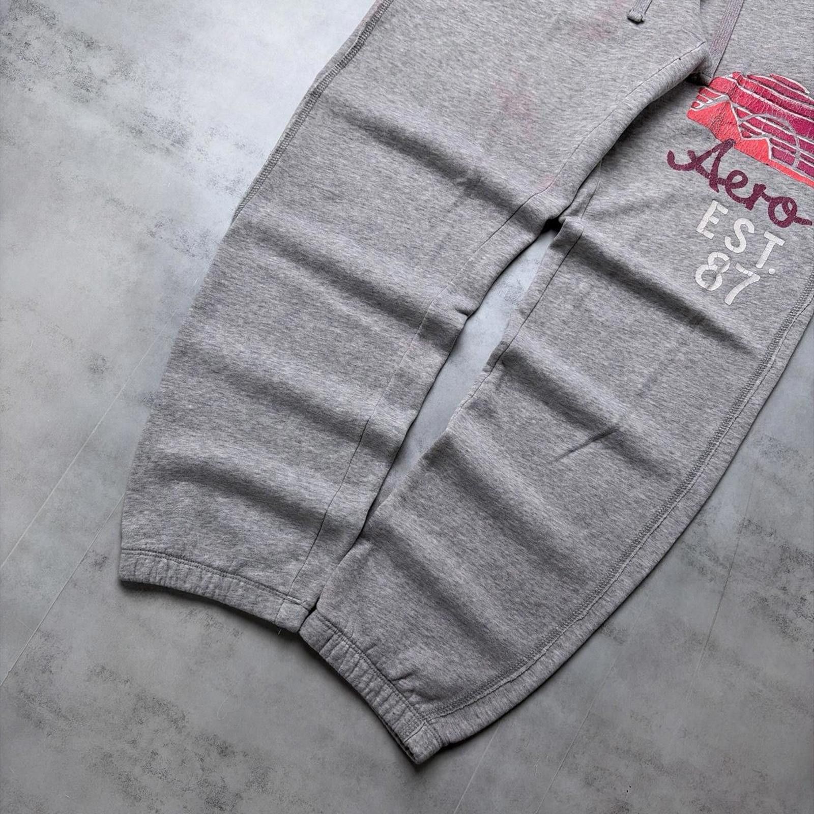 Aeropostale Y2K Aeropostale Grunge Baggy Cuffed Distressed Sweatpants Size 28" / US 6 / IT 42 - 3 Thumbnail