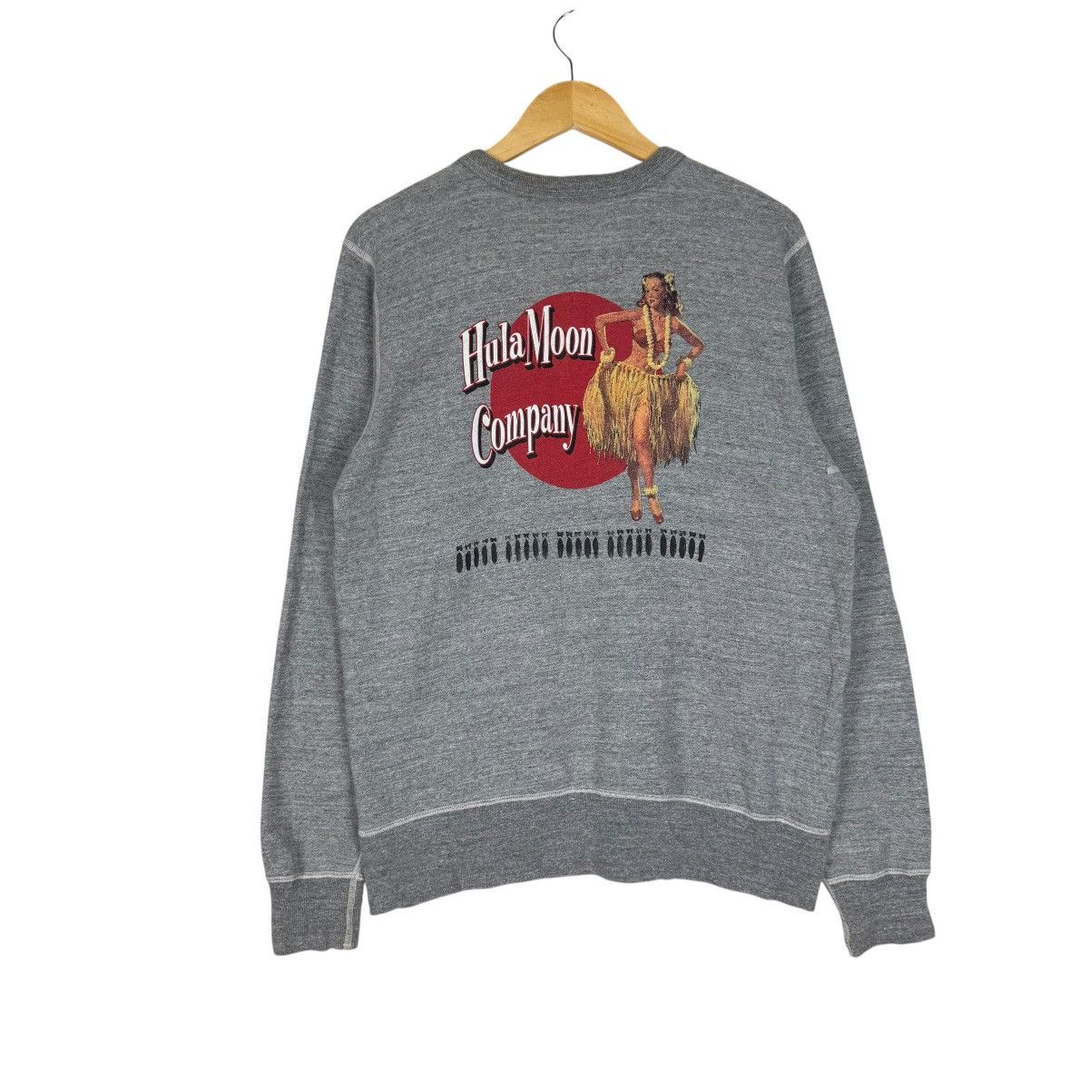 Buzz Rickson's ☀️BUZZ RICKSON’S HULA MOON US ARMY SWEATSHIRT Size US L / EU 52-54 / 3 - 1 Thumbnail