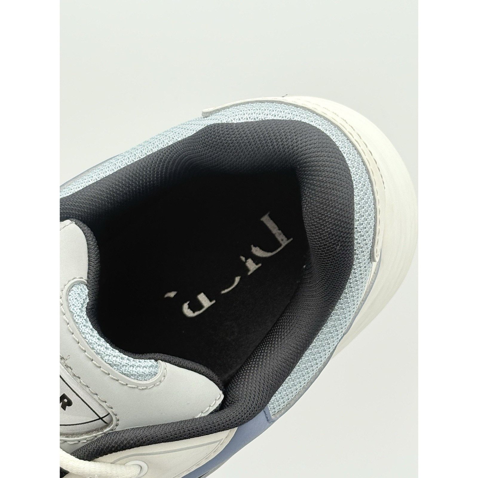 Dior Dior B30 Reflective Sneaker ' Blue Grey White '| SUPER CLEAN Size US 13 / EU 46 - 6 Thumbnail