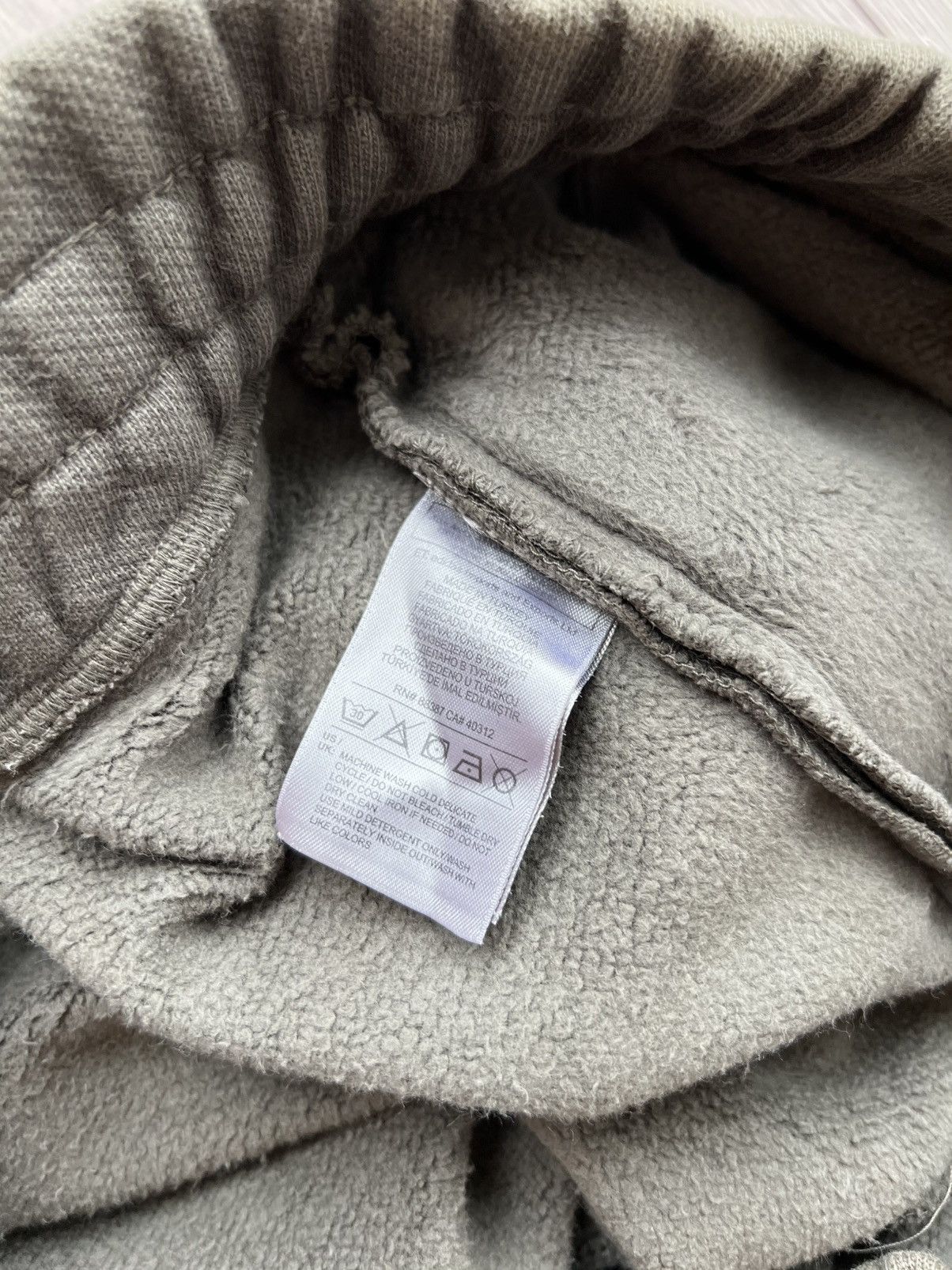 Yeezy Sample Yeezy Season 1 FJ Sweatpant Caviar Medium Size US 34 / EU 50 - 6 Thumbnail
