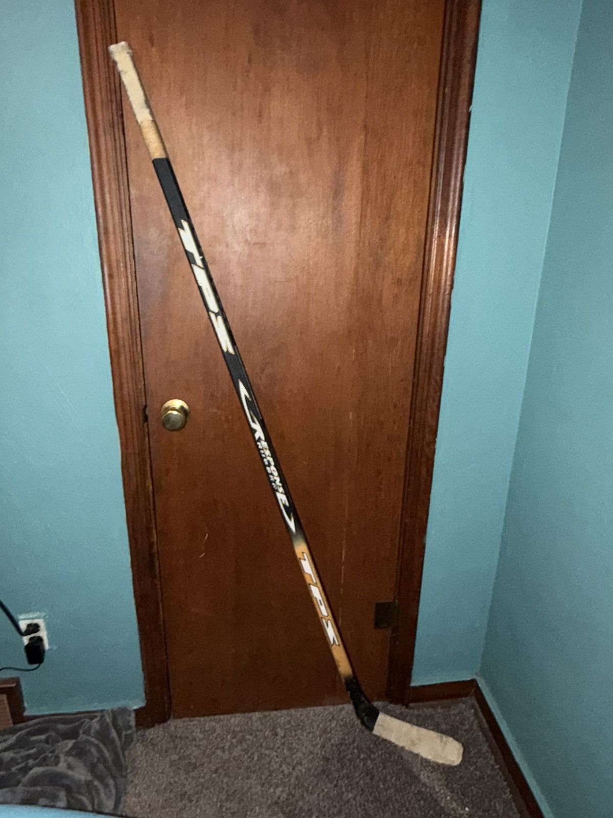 NHL TPS Louisville Game Used Hockey Stick Robert Schnabel Vint Size ONE SIZE - 1 Thumbnail