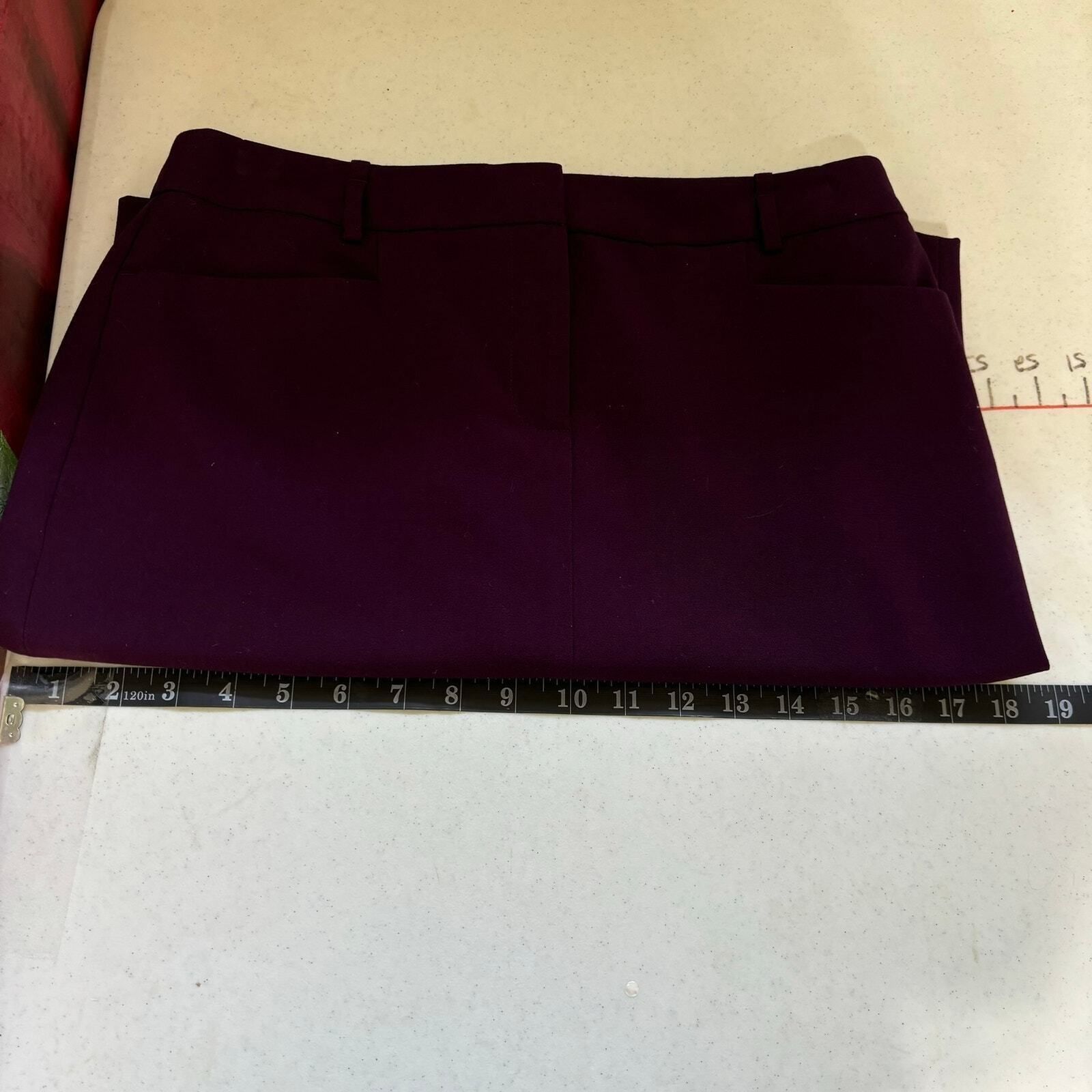 Calvin Klein Calvin Klein Womens Skirt Size 6P Purple Pencil Office Wor Size 28" / US 6 / IT 42 - 6 Thumbnail
