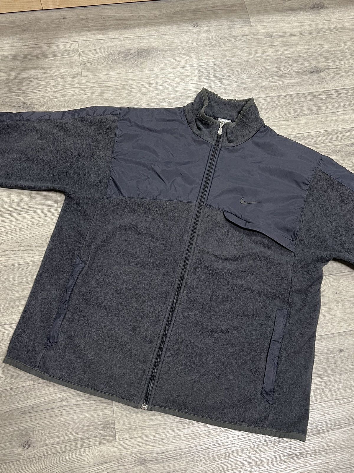 Vintage Vintage Nike ACG Grey Fleece Jacket Mens L Size US L / EU 52-54 / 3 - 2 Thumbnail