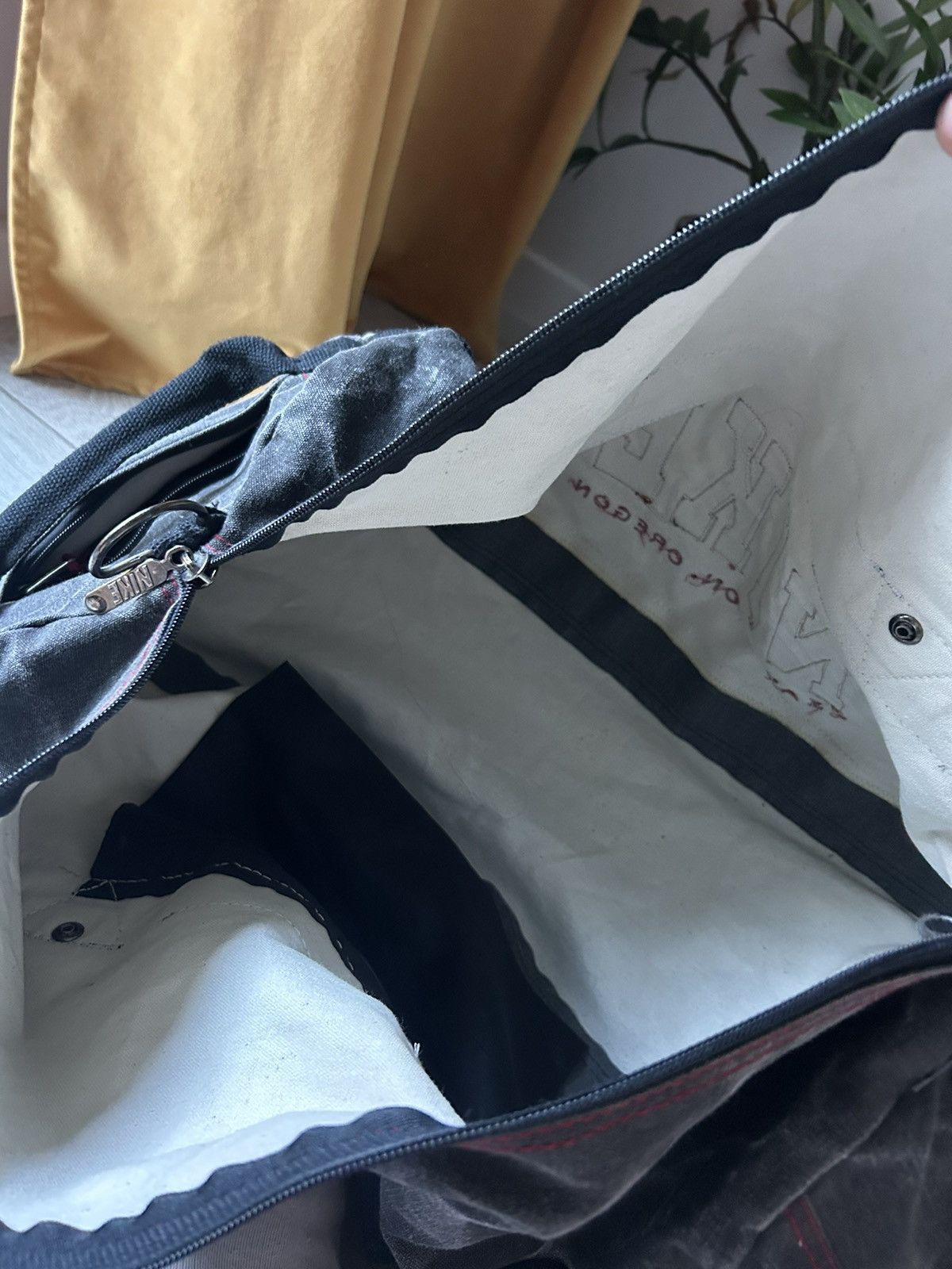Nike × Vintage Washed Nike Vintage Bag Size ONE SIZE - 9 Thumbnail