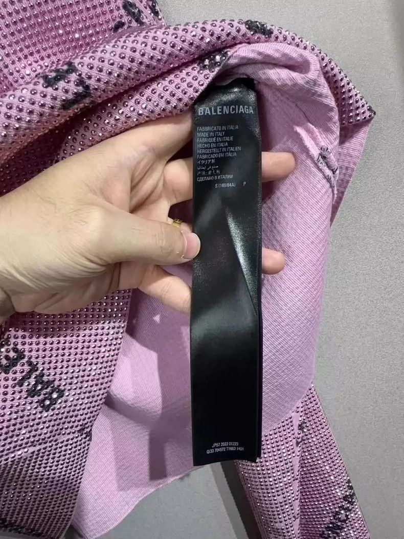 Balenciaga Balenciaga Full rhinestone logo pink knitted long sleeve Size S / US 4 / IT 40 - 5 Thumbnail