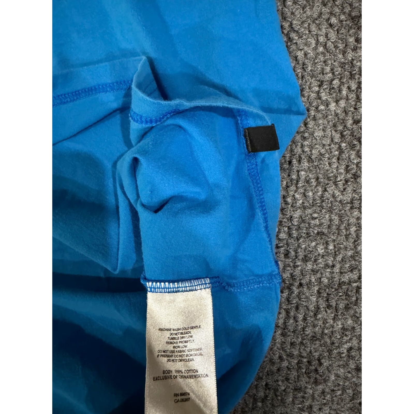 Mountain Hardwear Mountain Hardwear T Shirt Mens S Blue Short Sleeve Graphic Outdoor Hiking Cap Logo Crew Neck Size US S / EU 44-46 / 1 - 6 Thumbnail