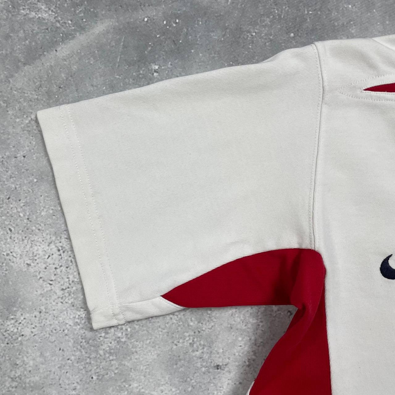 Nike × Vintage Vintage 2000s Nike England Rugby Short Sleeve Shirt Size US S / EU 44-46 / 1 - 13 Thumbnail