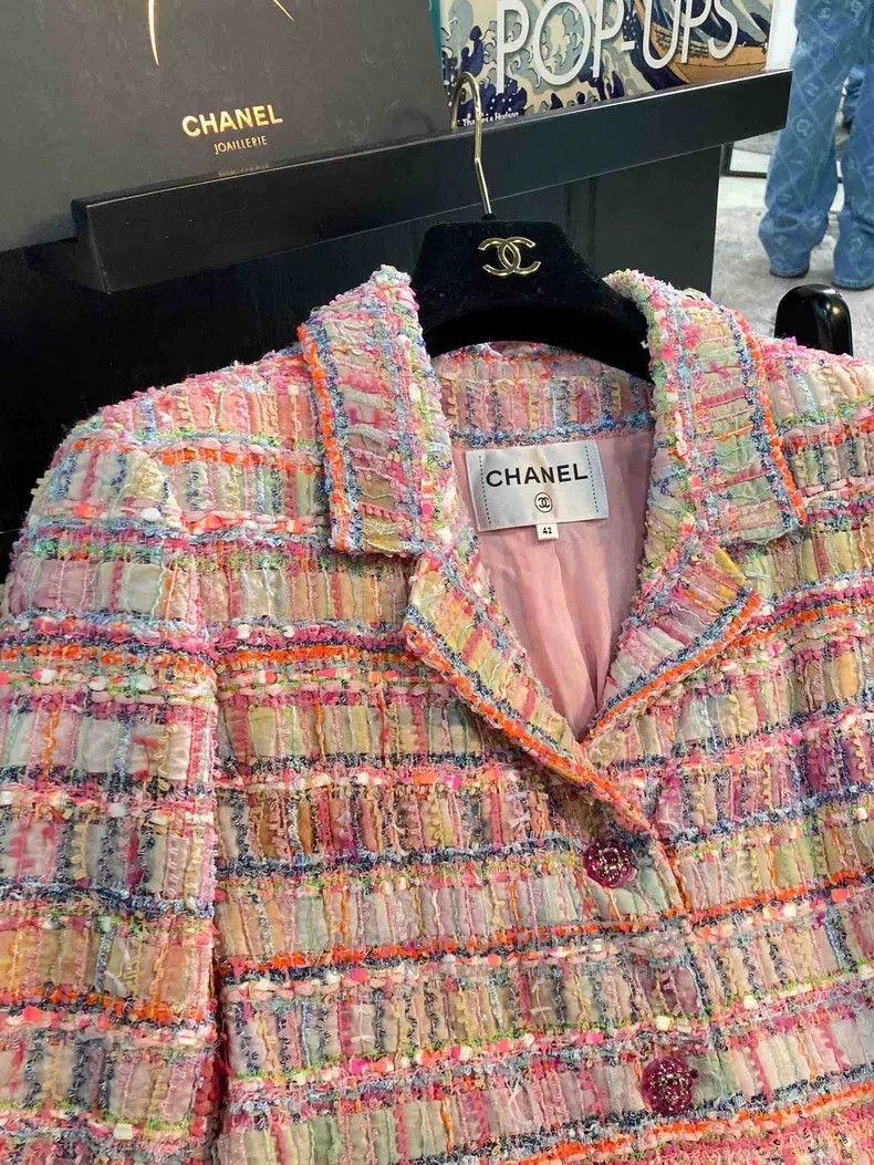 Chanel Chanel Pastel glitter lapel coat Size M / US 6-8 / IT 42-44 - 3 Thumbnail