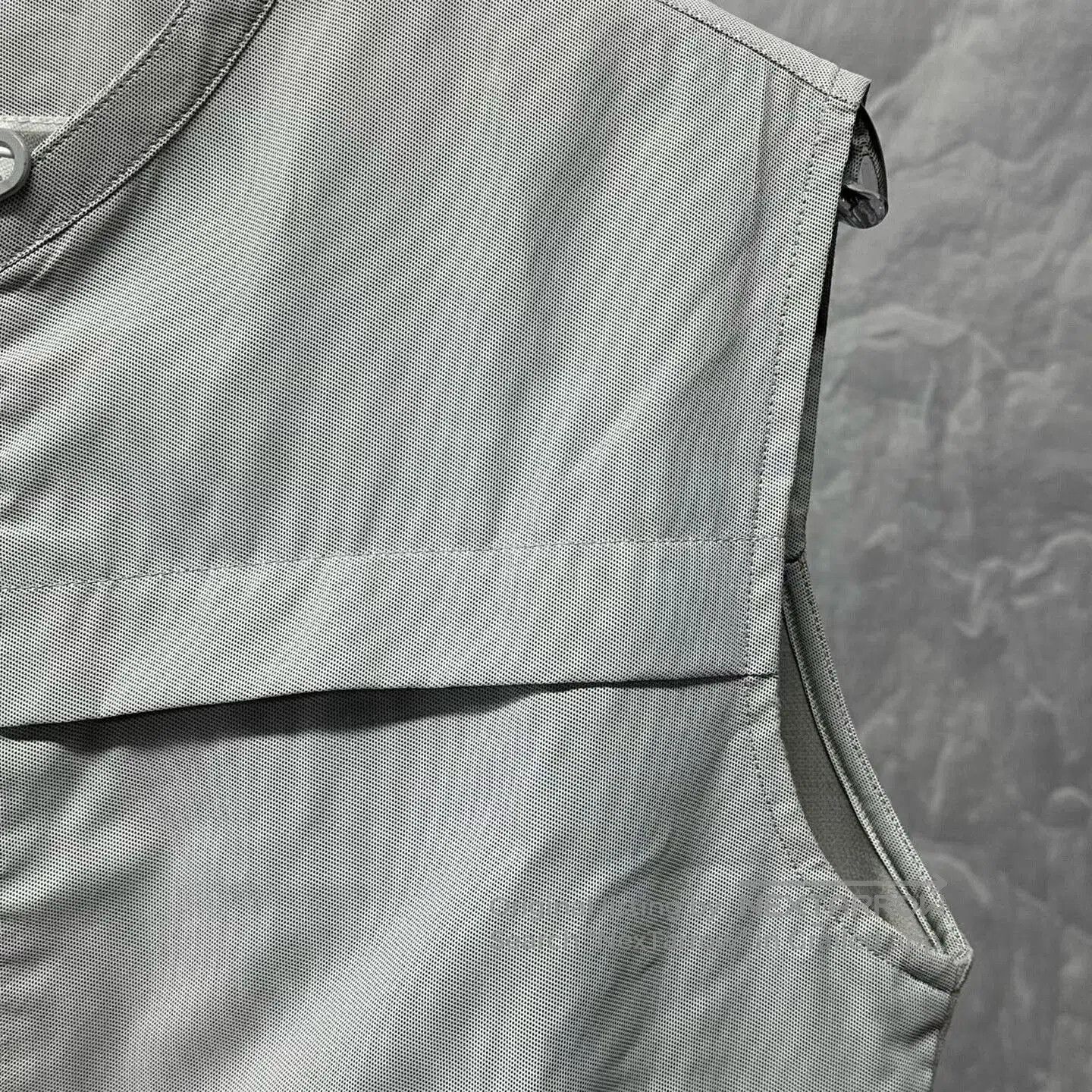 Chanel Chanel Zip Logo Sleeveless Vest Size 38. Size M / US 6-8 / IT 42-44 - 3 Thumbnail
