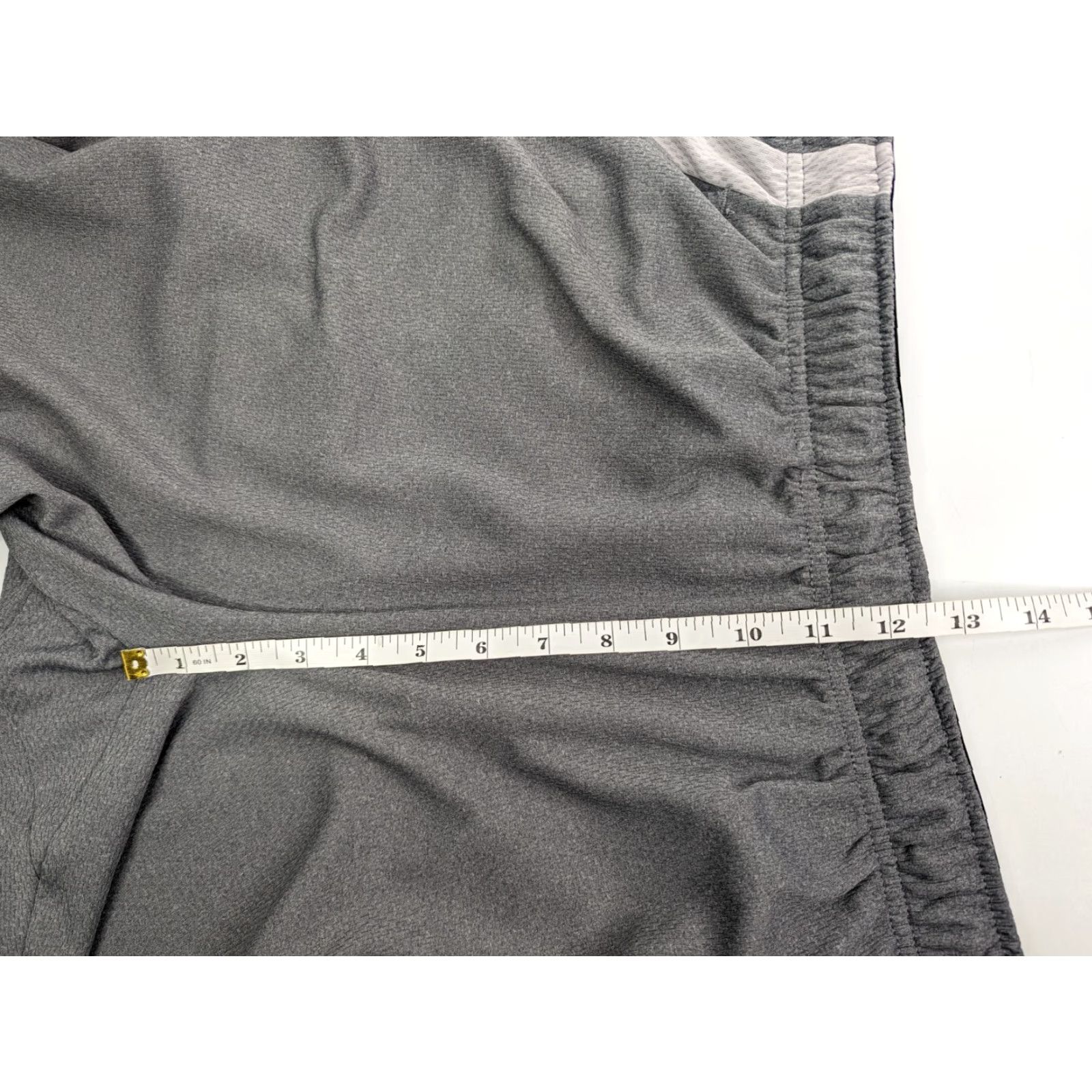 Nike Nike Training Shorts Men XL Dri-FIT Gray CN9766-056 Size US 36 / EU 52 - 5 Thumbnail
