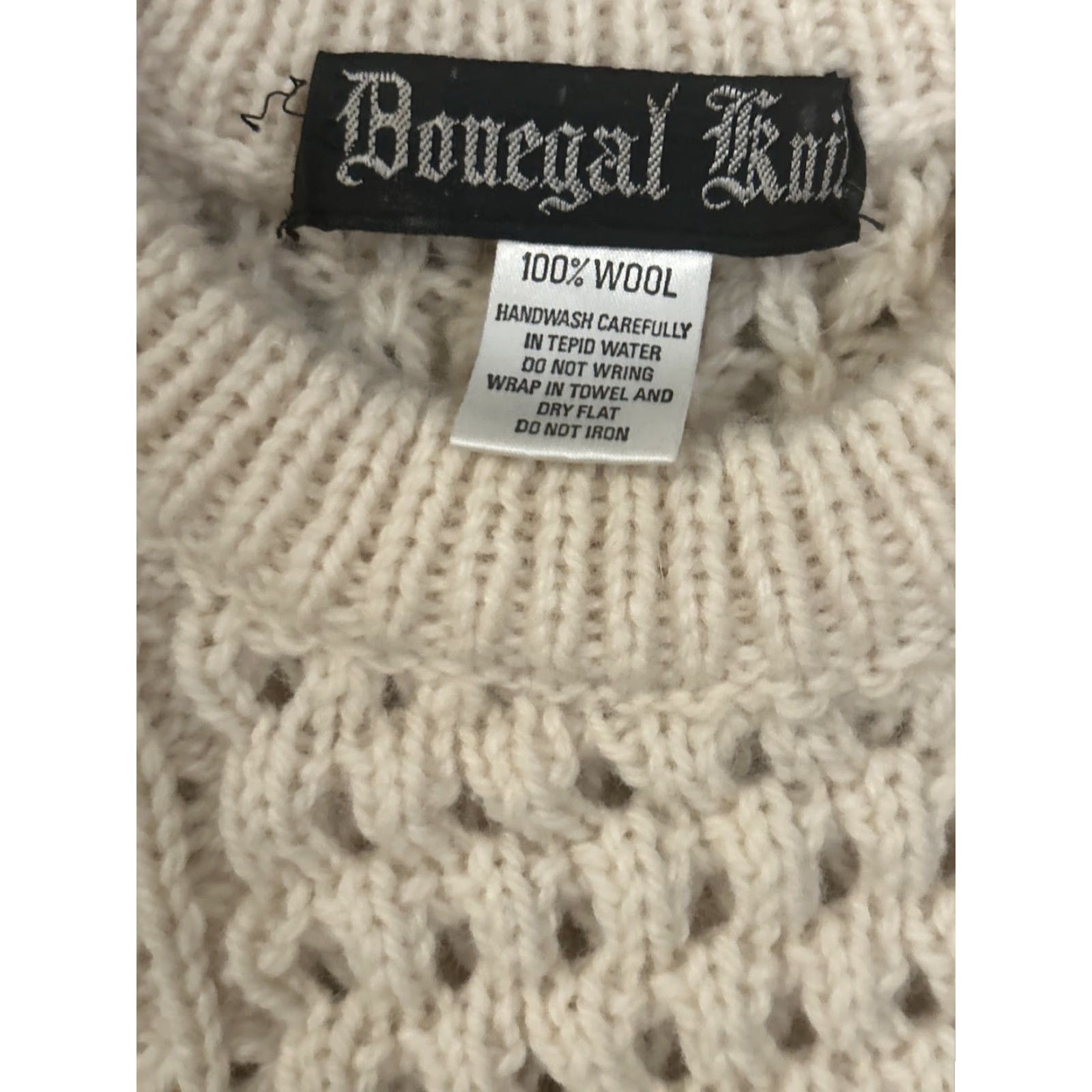Vintage VINTAGE Donegal Women's Sweater S Wool Cable-Knit Winter Ski Pullover Cream S Womens Size S / US 4 / IT 40 - 2 Thumbnail