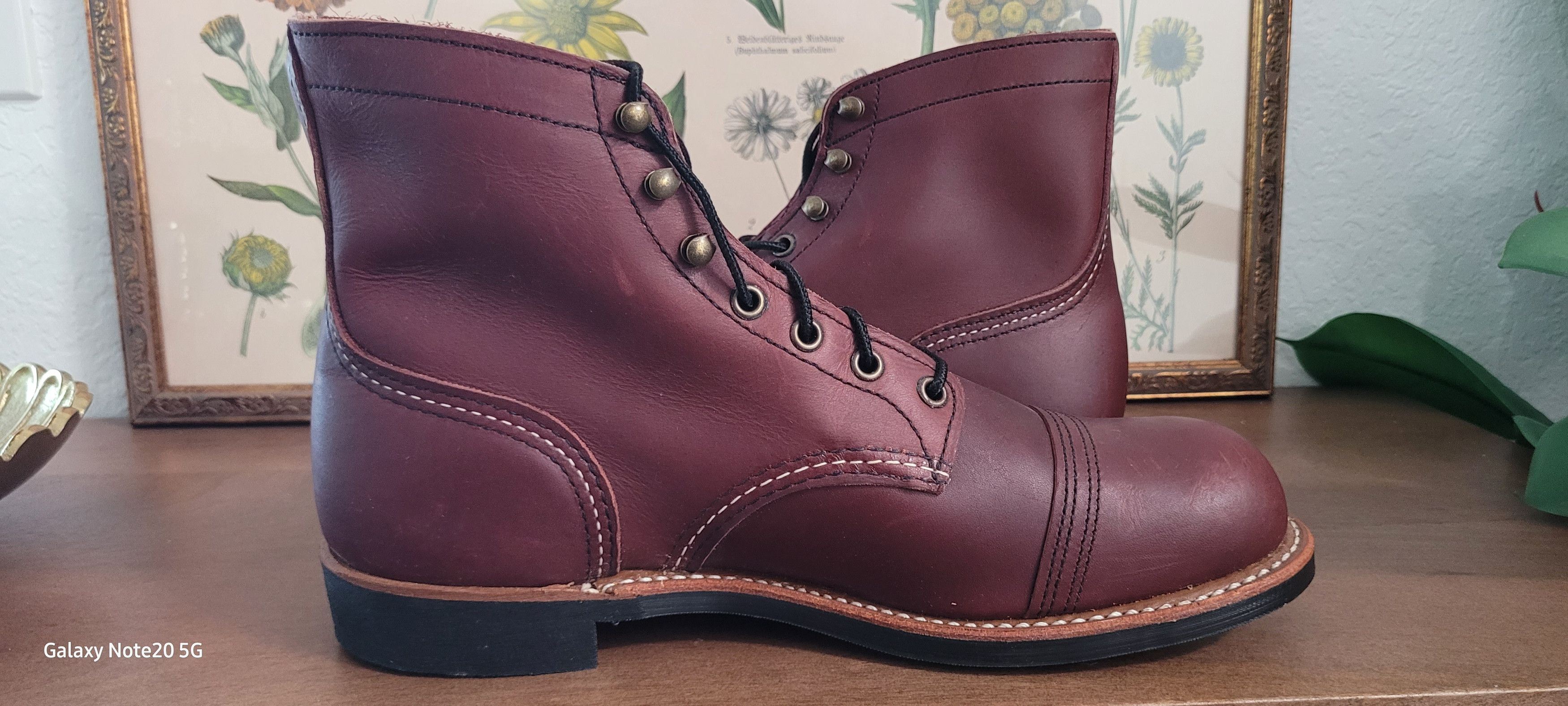 Red Wing Iron rangers Size US 9.5 / EU 42-43 - 2 Thumbnail