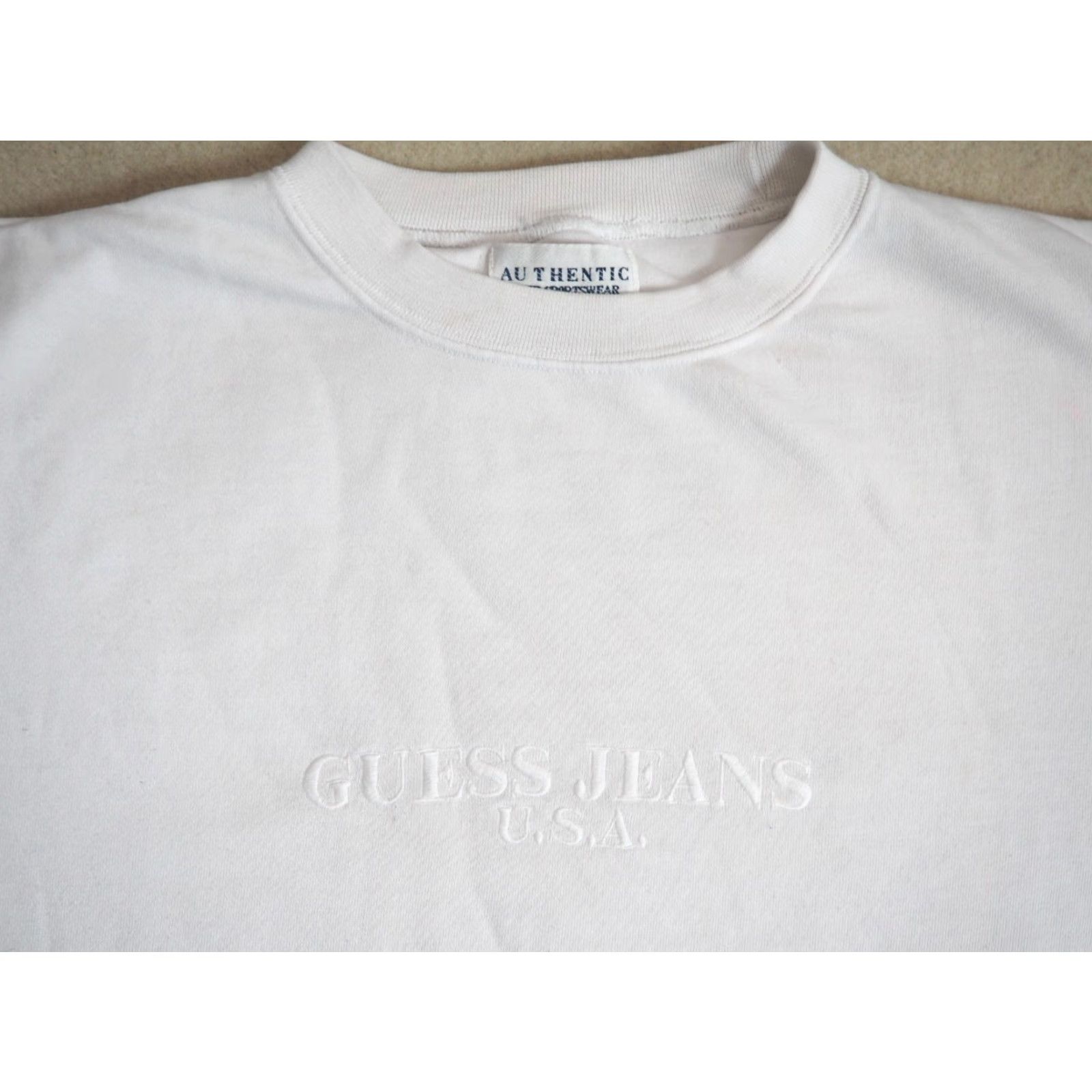 Guess VINTAGE GUESS Sweatshirt Unisex M White Crew Neck Pullover Logo USA Baggy Cotton Fleece Long Sleeve Winter Fall Spring All Seasons Mens Size US M / EU 48-50 / 2 - 2 Thumbnail