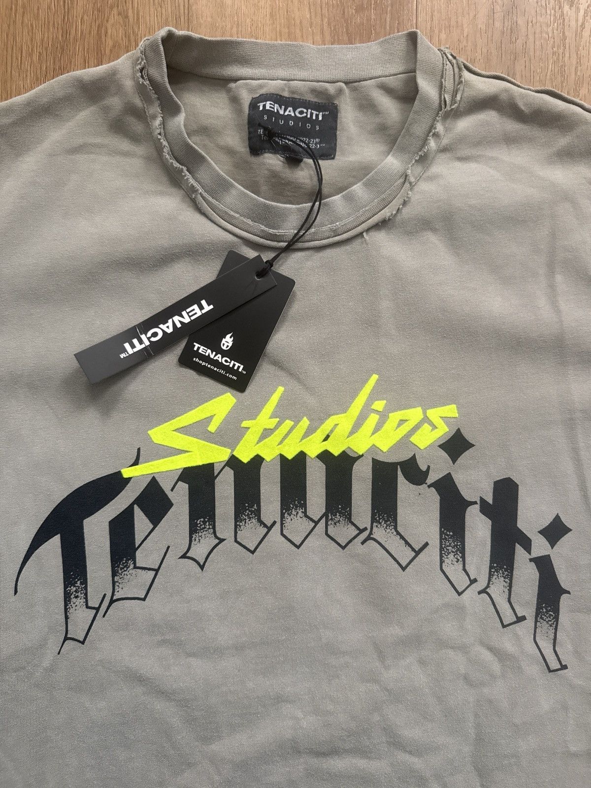Other Tenaciti Studios Tee Embroidered Sz XL Size US XL / EU 56 / 4 - 3 Thumbnail