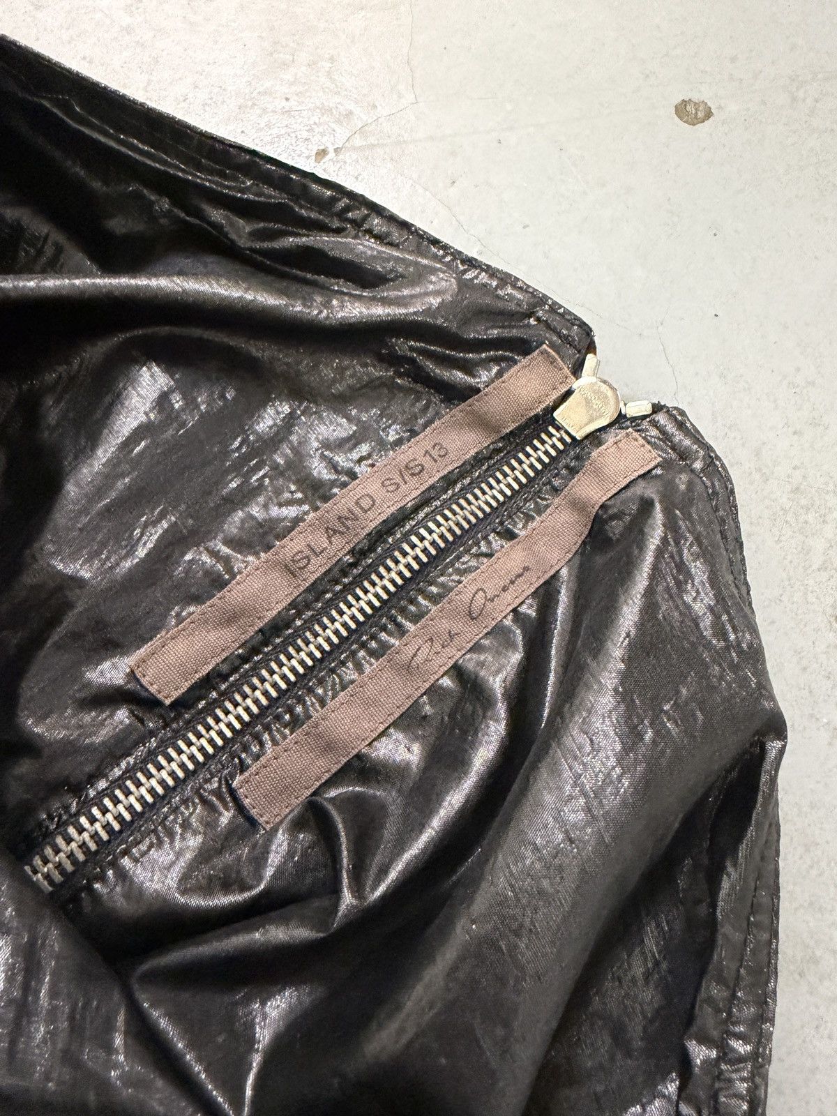 Rick Owens Rick Owens SS13 Sleeveless Coated Avant Garde Top Size M / US 6-8 / IT 42-44 - 9 Thumbnail