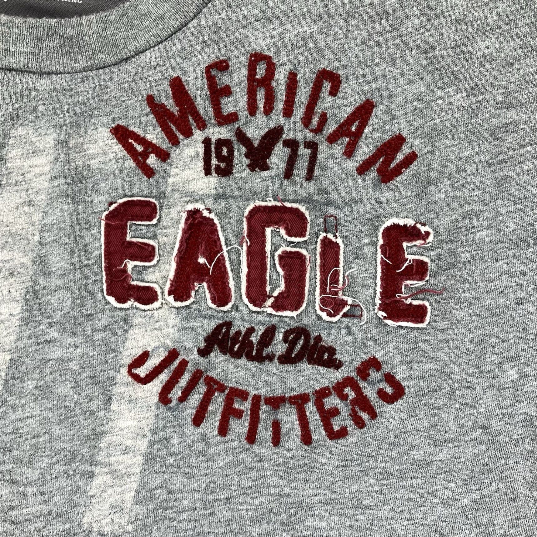 American Eagle Outfitters VINTAGE American Eagle Outfitters T-Shirt XL Gray Cotton Embroidered Angel Logo Crew Neck Short Sleeve Athletic Fit Men’s Retro 2000s Grunge Size US XL / EU 56 / 4 - 3 Thumbnail