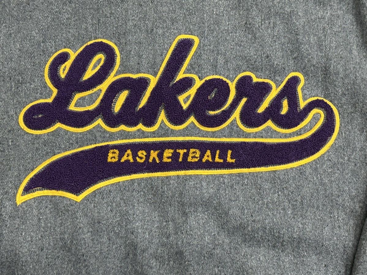 NBA × Starter × Vintage *VINTAGE 80s* Starter X Los Angeles Lakers Size US XL / EU 56 / 4 - 8 Thumbnail